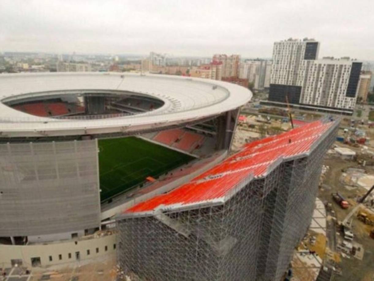 El Ekaterinburg Arena también es conocido como Estadio Central.