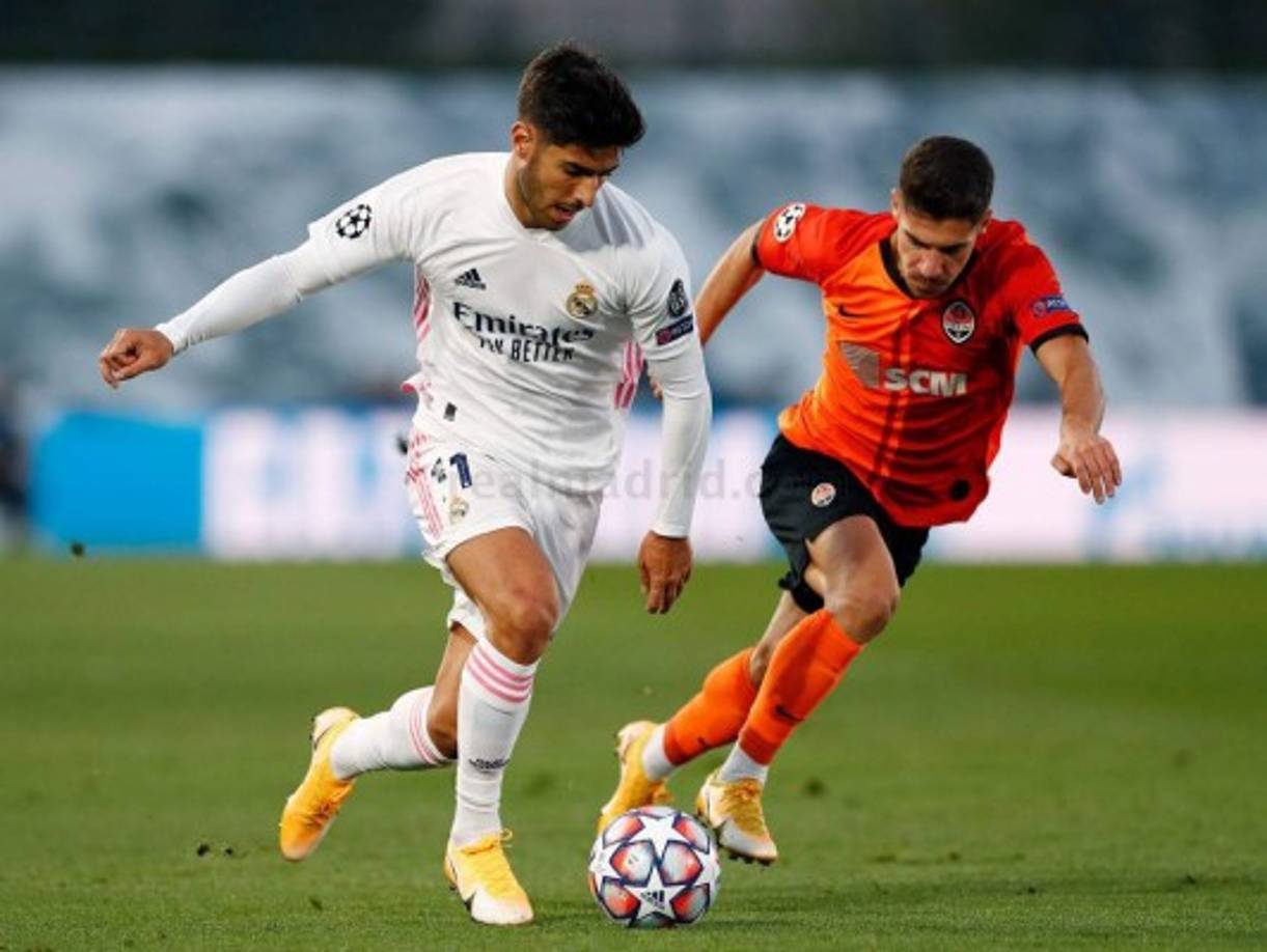 Marco Asensio - En esa lista de señalados aparece el nombre del español, aunque no con la misma nota que los anteriores. Se le ve ágil, pero siempre le faltó acabar las jugadas, cosa que ha sido criticada por los medios y seguidores del Real Madrid.