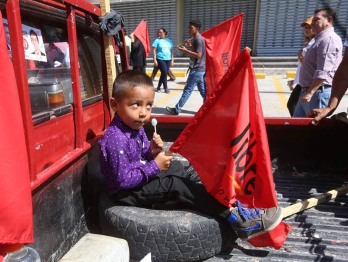 El bombardeo con gases lacrimógenos se dio en un evento donde participaban niños y personas mayores.<br/>