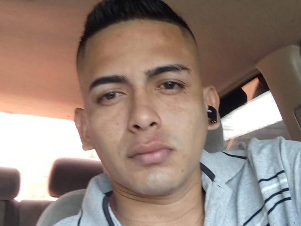 El ahora occiso fue identificado como Darwin Olveras Mejía. 