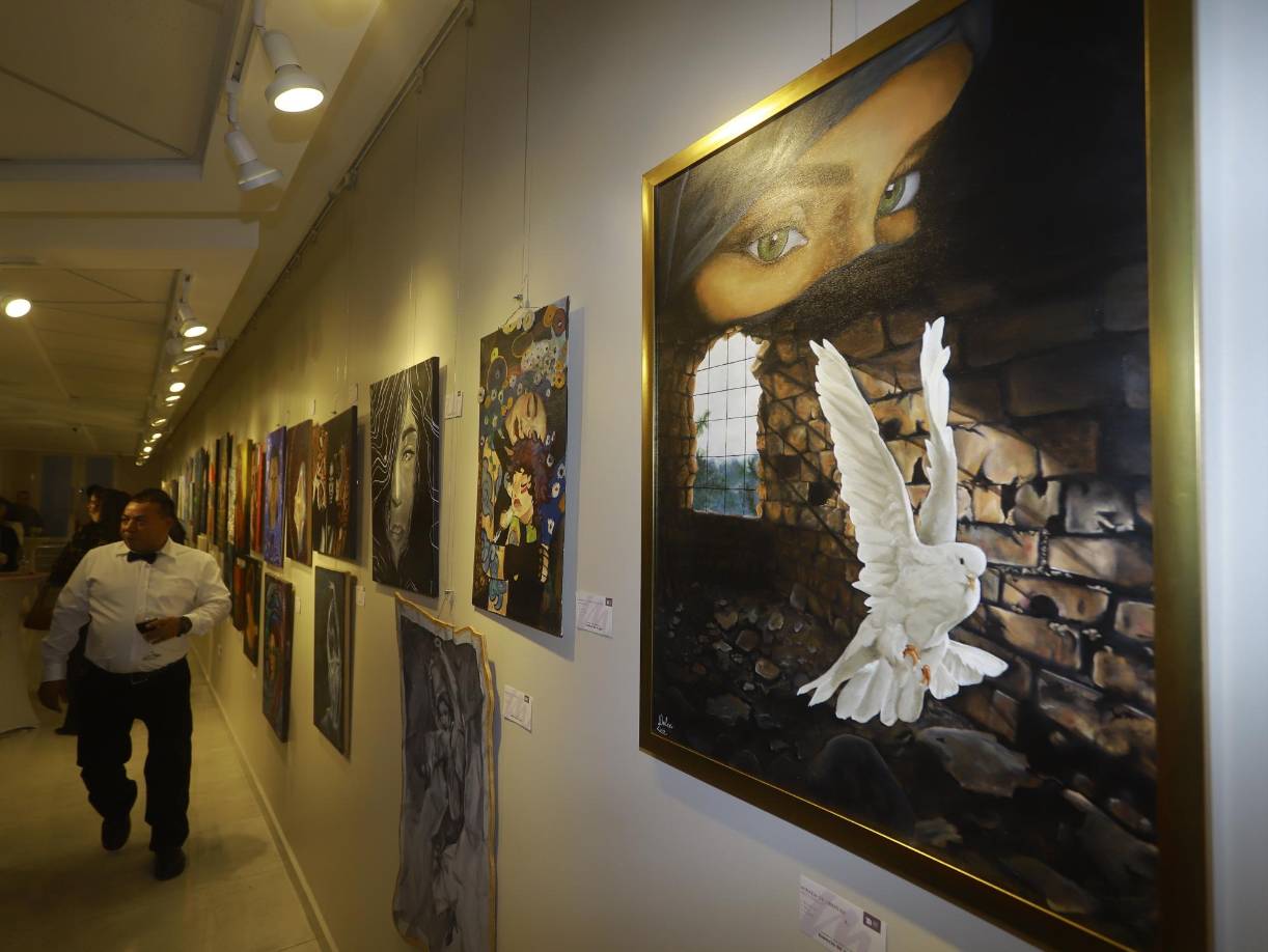 FOTOS: Esencia de Mujer 2025, un homenaje a Dina Aguilar