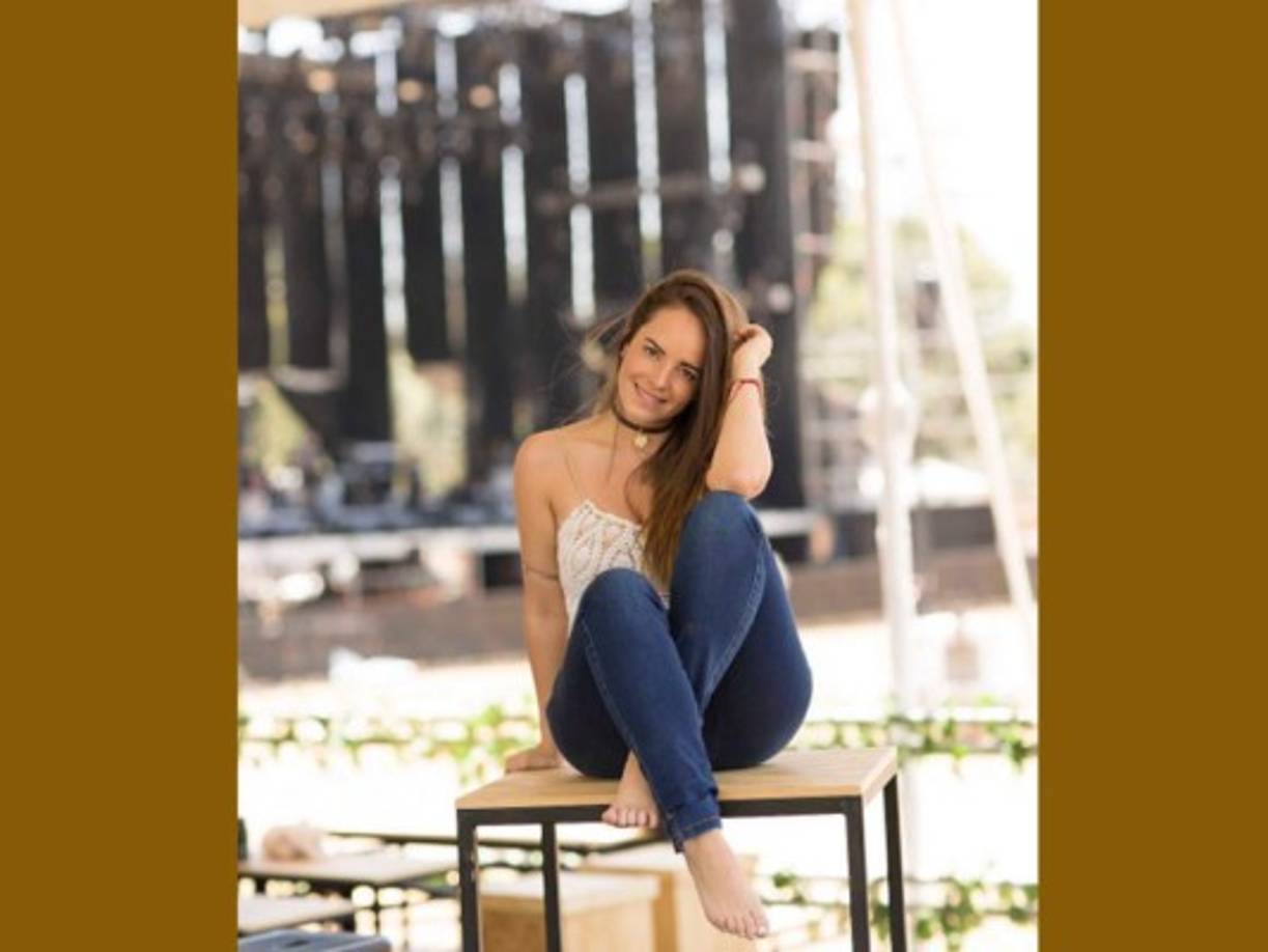 La joven tiene el apoyo de su papá para seguir con su carrera de actriz.