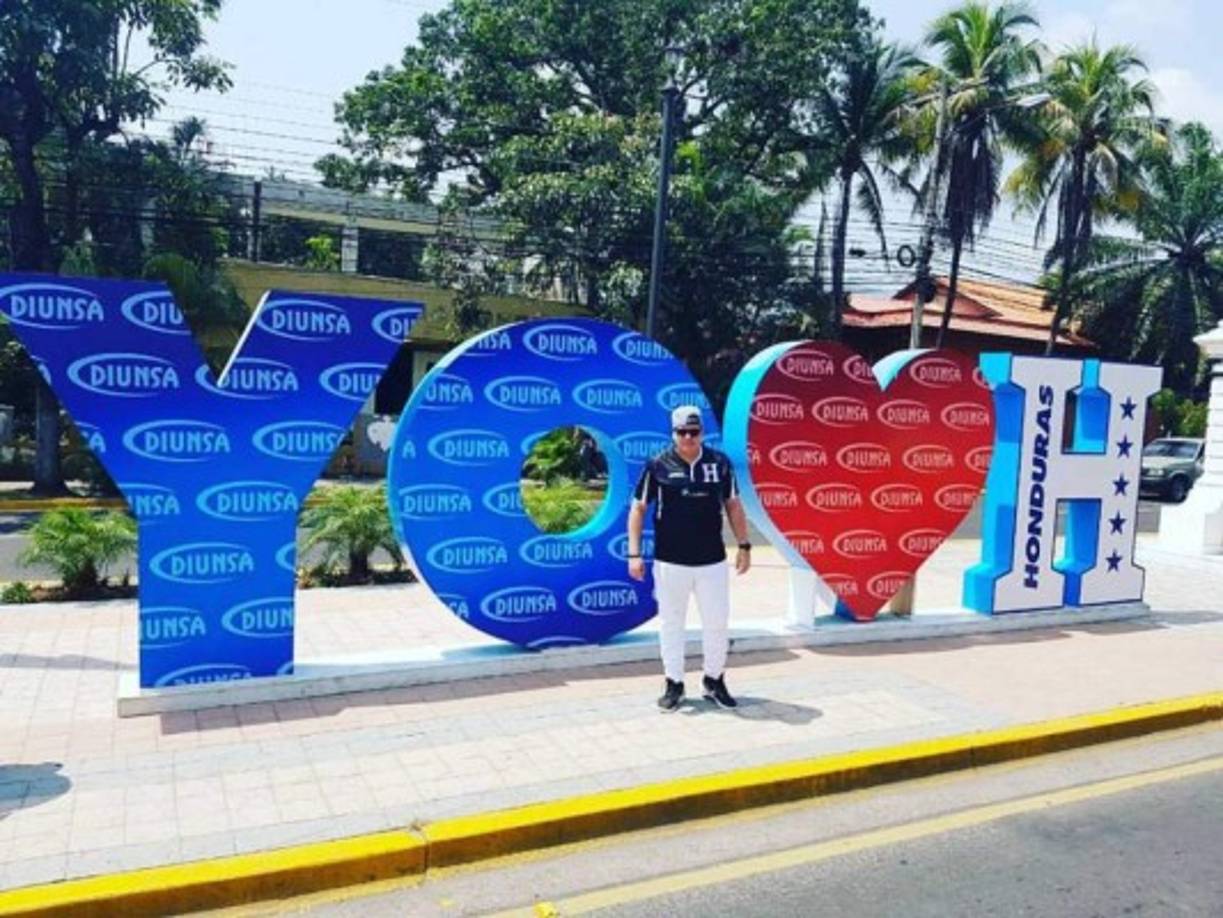 El cantante sampedrano César Castañeda, 'Csarec' de Yerbaklan.
