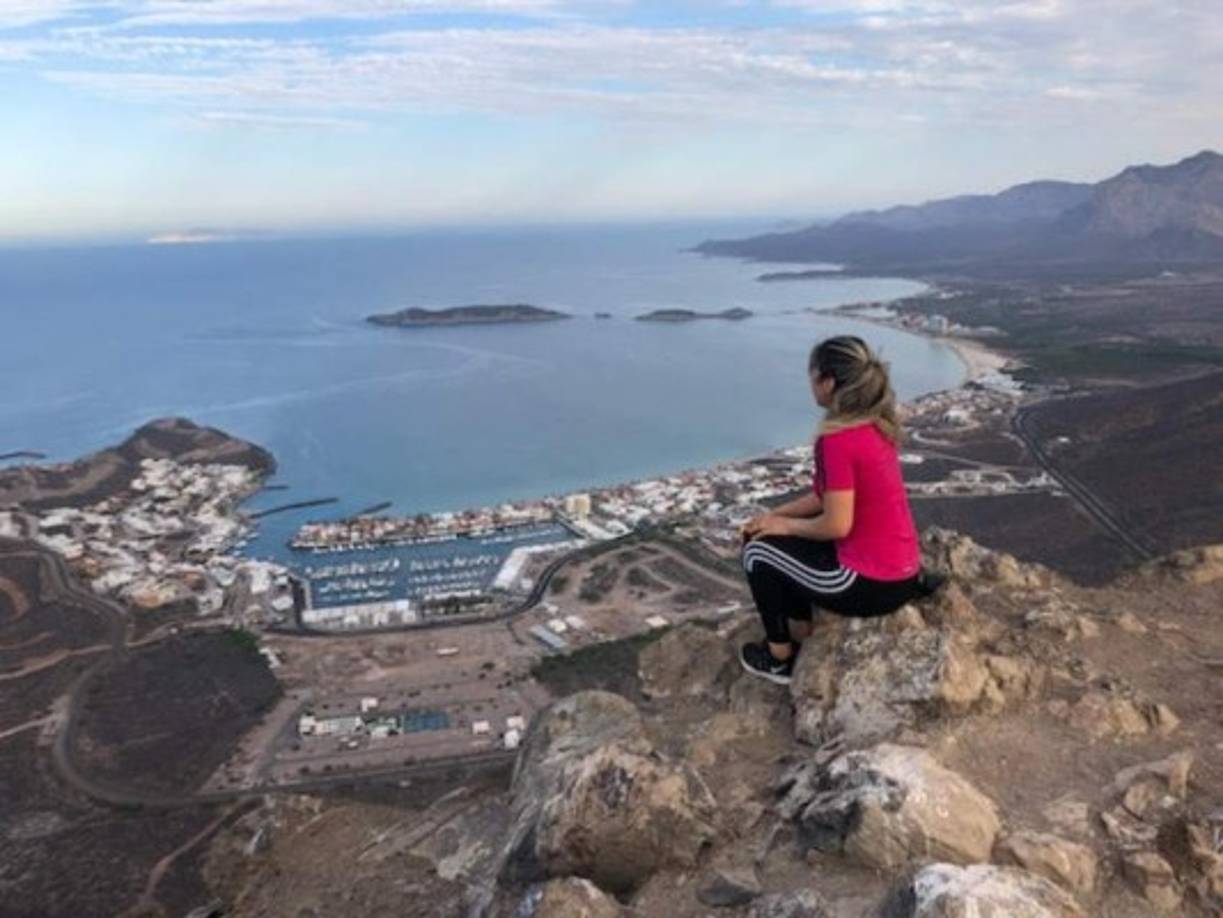 Apenas el pasado 16 de agosto, la víctima, de 24 años de edad, reportó en sus redes sociales que un sujeto la golpeó mientras le robaba sus pertenencias en el Bulevar 16 de Septiembre.