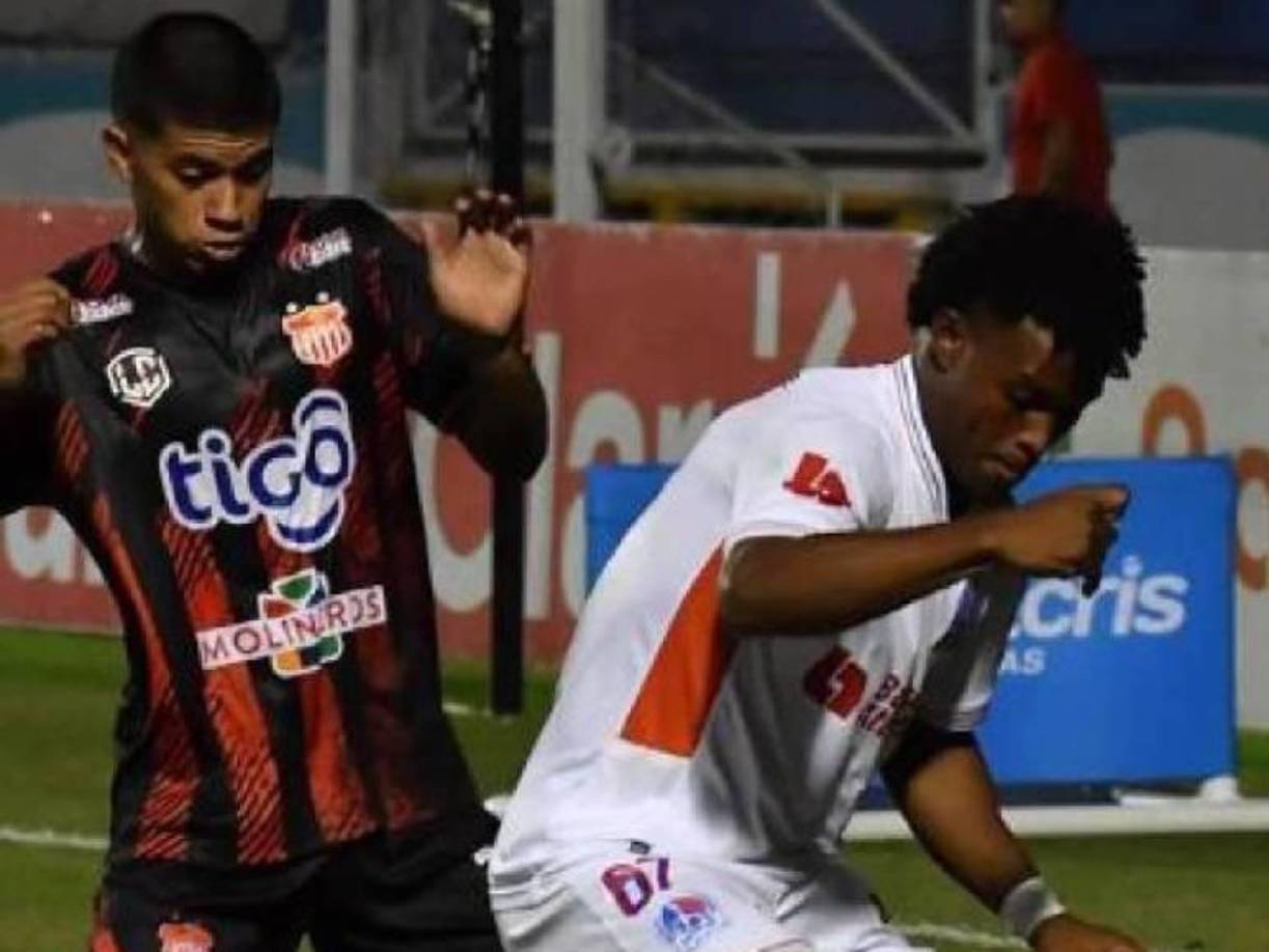 Nacido el 24 de octubre de 2003 en Islas de las Bahía, el joven delantero ya había cumplido el sueño de debutar en Liga Nacional con la camiseta de los leones