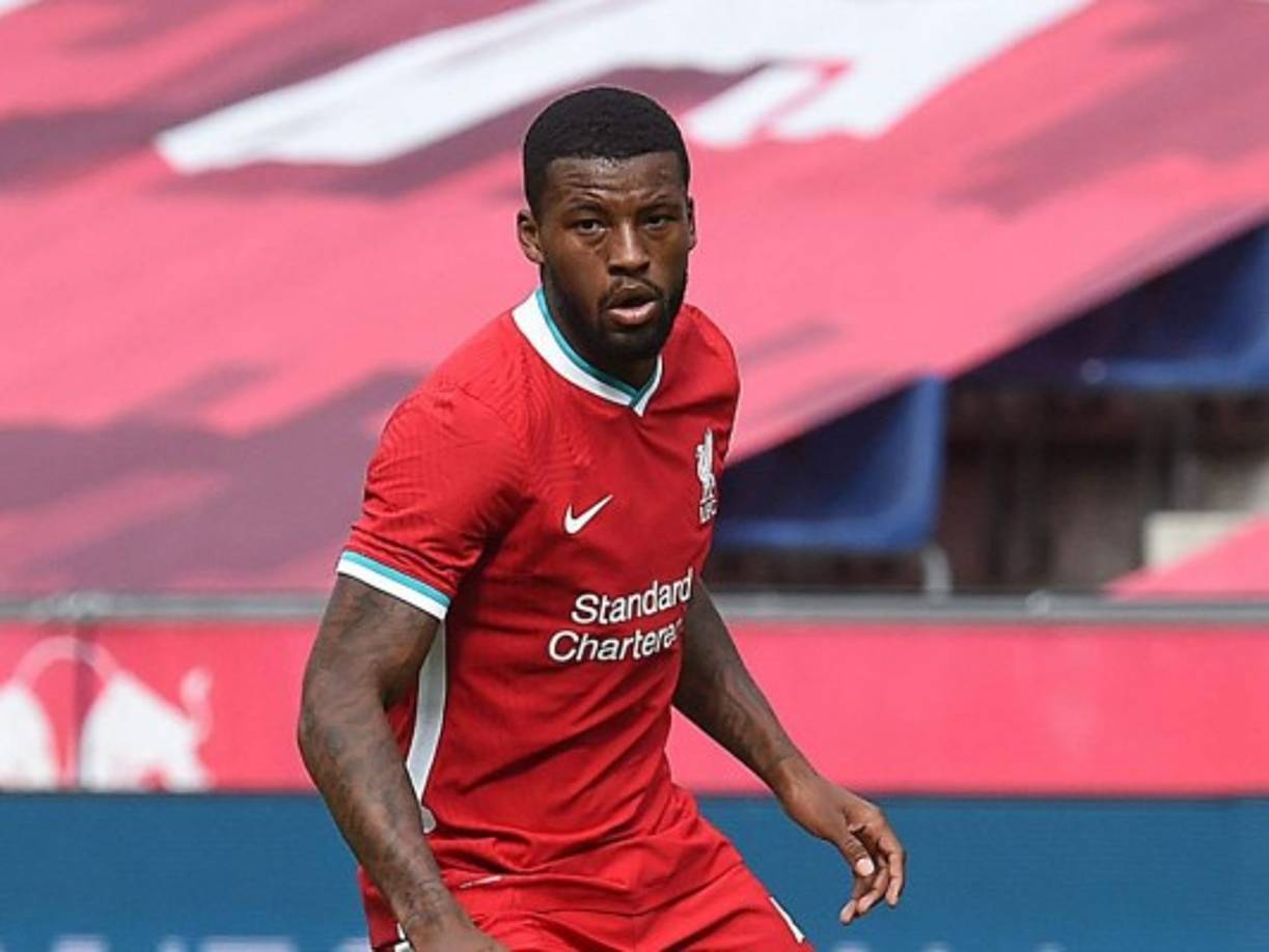 El internacional holandés Georginio Wijnaldum no confirmó ni desmintió este jueves las informaciones que lo colocan como posible fichaje del FC Barcelona para la próxima temporada. 'Son solo rumores, de momento no puedo decir nada', dijo con una sonrisa el centrocampista cuando le preguntaron sobre el tema, en una rueda de prensa de la selección de Países Bajos.<br/><br/>Wijnaldum, de 29 años, repitió la misma respuesta cuando le pidieron su opinión sobre si podría ser una pieza importante del club catalán y por sus preferencias para la próxima temporada. 'Creía que ibas a decir que puedo ser un pilar de la selección holandesa', añadió ante la insistencia de uno de los periodistas. 'Si me preguntas por la 'orange', podré responder'.
