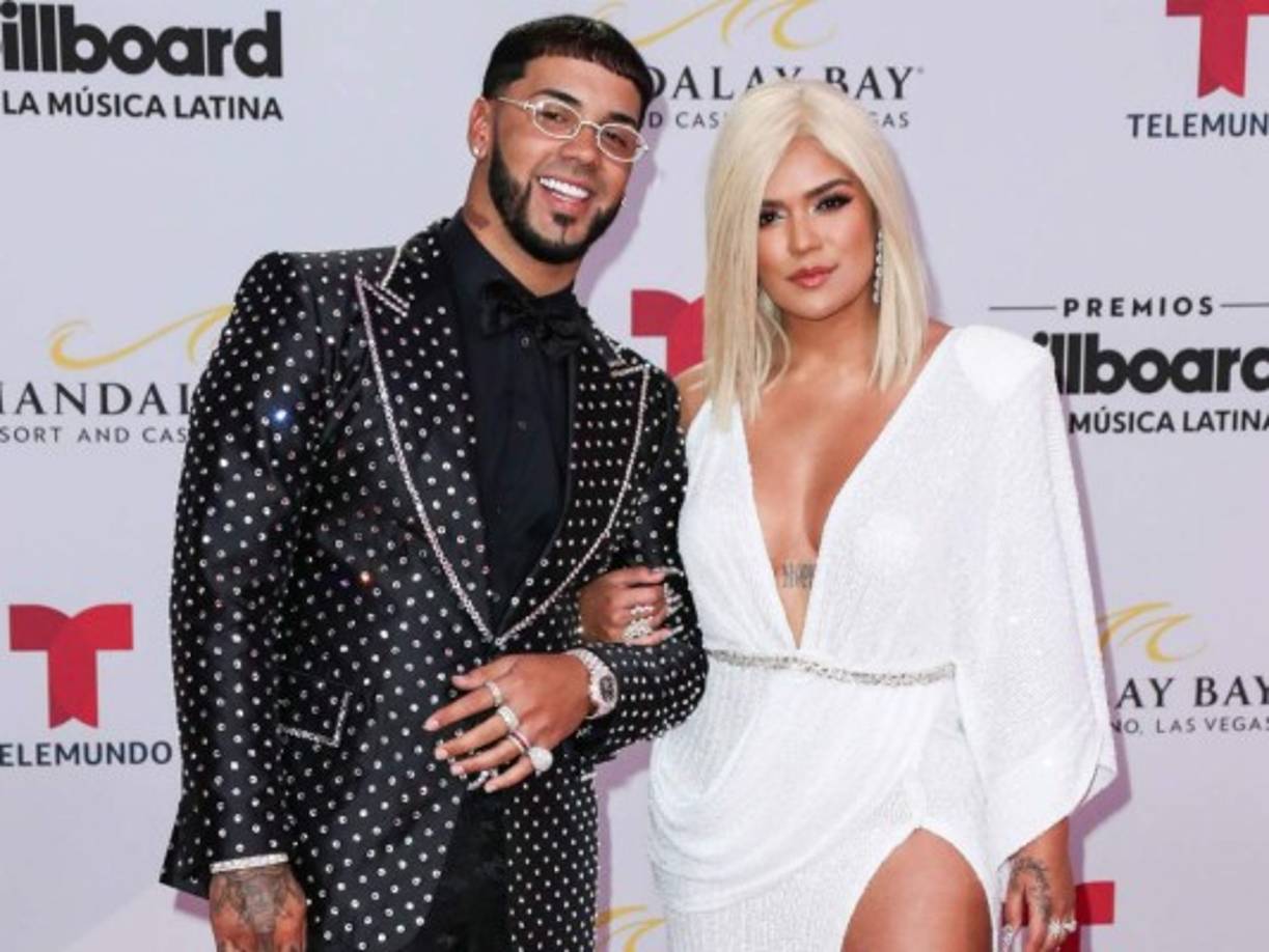 Este martes Anuel AA ha decidido salir por fin al paso de los rumores para confirmar en un directo de Instagram que lleva cuatro meses separado de Karol G y tratar de atajar así las historias 'bien locas' que ha leído acerca de su estado sentimental.
