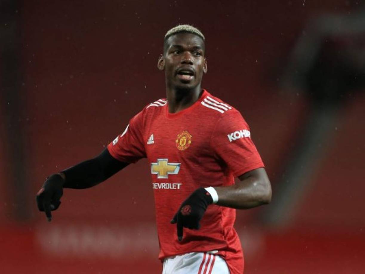 La Juventus está lista para luchar pulso a pulso con el Paris Saint-Germain por la firma de Paul Pogba, según 'Calcio Mercato'. Los bianconeri están ansiosos por volver a tener al jugador de 28 años en medio de rumores de que el Manchester United está listo para dejarlo salir del club por 50 millones de euros. El francés, a quien solo le quedan 12 meses de contrato, jugó en la Juve entre 2012 y 2016, pero el PSG también se prepara para pujar por sus servicios.<br/><br/>Foto - AFP