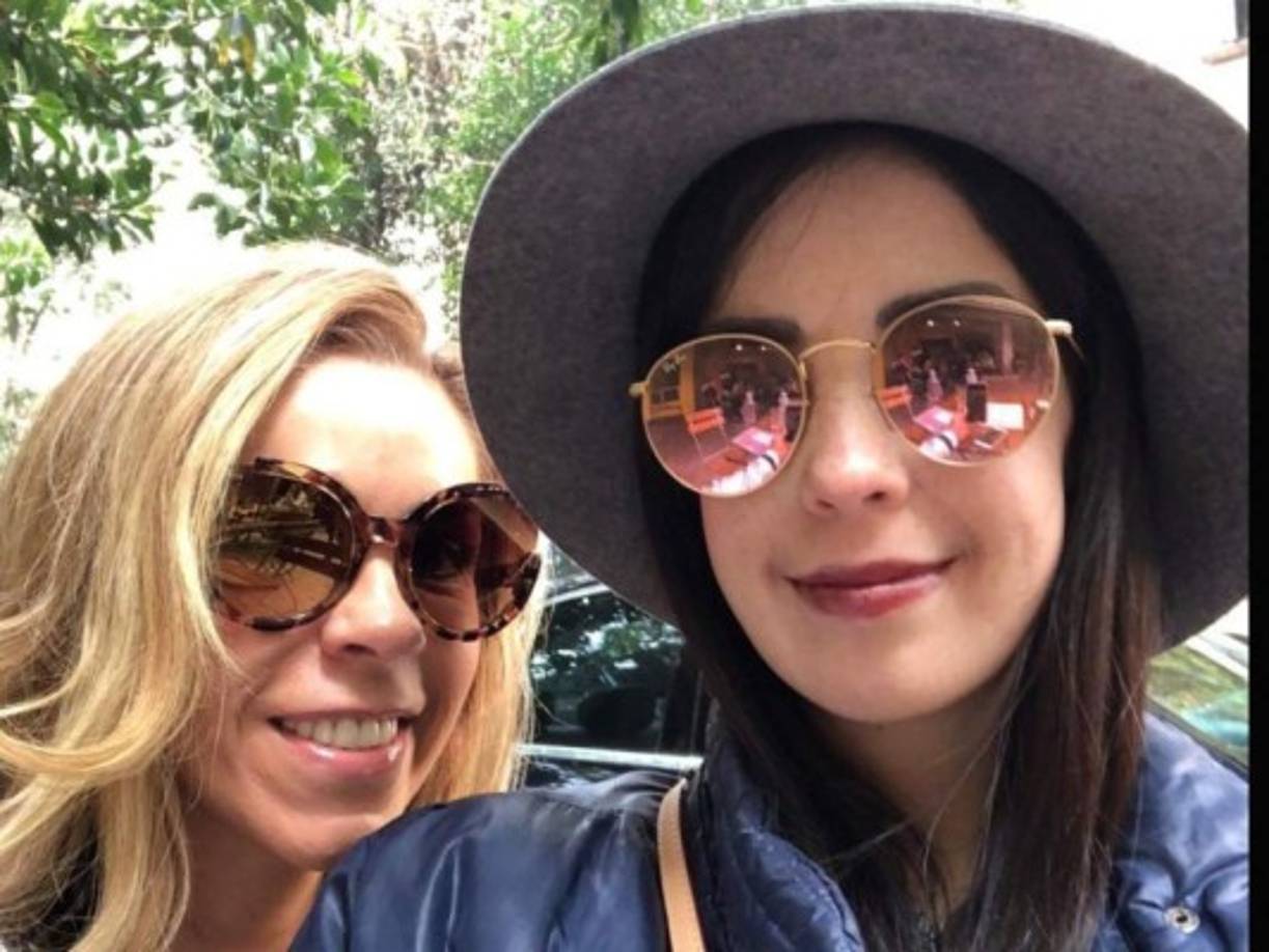 La conductora mexicana Rocío Sánchez decidió no callar más y revelar la verdadera relación que Carlos Lara, padre de su fallecida hija Daniela, tenía con la joven que padecía una terrible enfermedad y como esto afectó a la vida de la su hija. <br/><br/><br/>