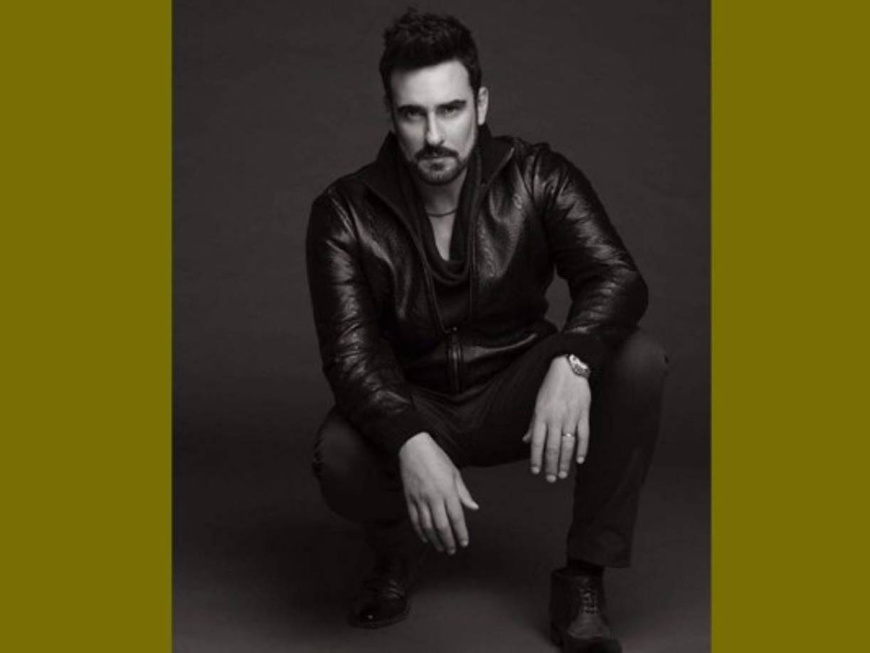 Su esposo Miguel Varoni no se queda atrás, ha protagonizado varias novelas después de saltar a la fama con su actuación en 'Pedro el Escamoso'.