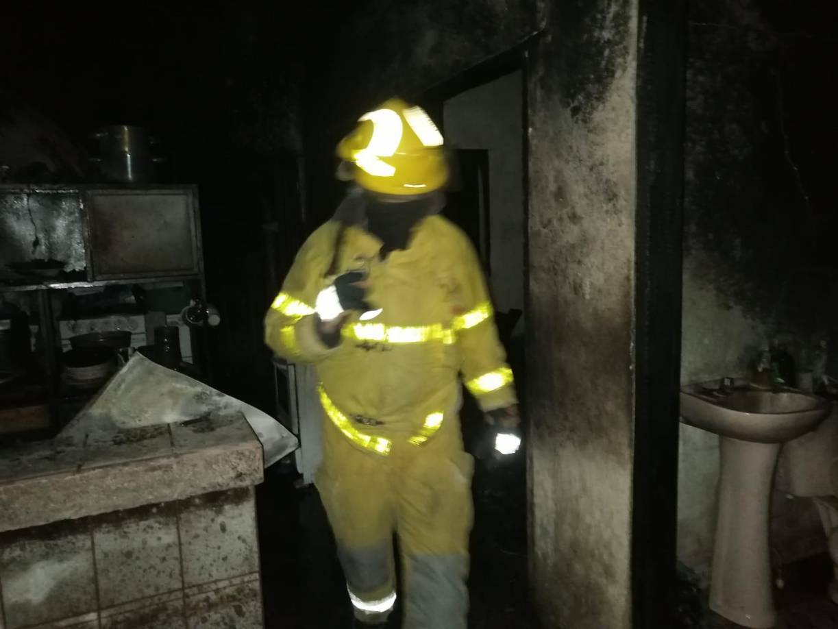 A su vez, manifestó que ya había denunciado a Carlos Manuel ante la Policía Nacional, pero los agentes se enojaban con ella porque cuando llegaban a casa nunca encontraban al sospechoso.