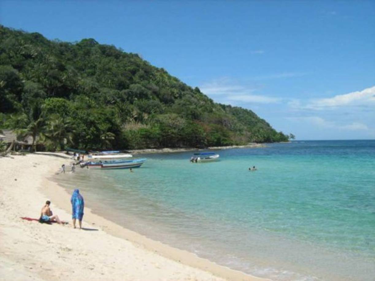 El Parque Nacional Jeanette Kawas llamado anteriormente: Parque Nacional Punta Sal, fue creado el 1 de enero de 1988 en honor a Blanca Jeanette Kawas y ubicado al oeste de la ciudad de Tela.