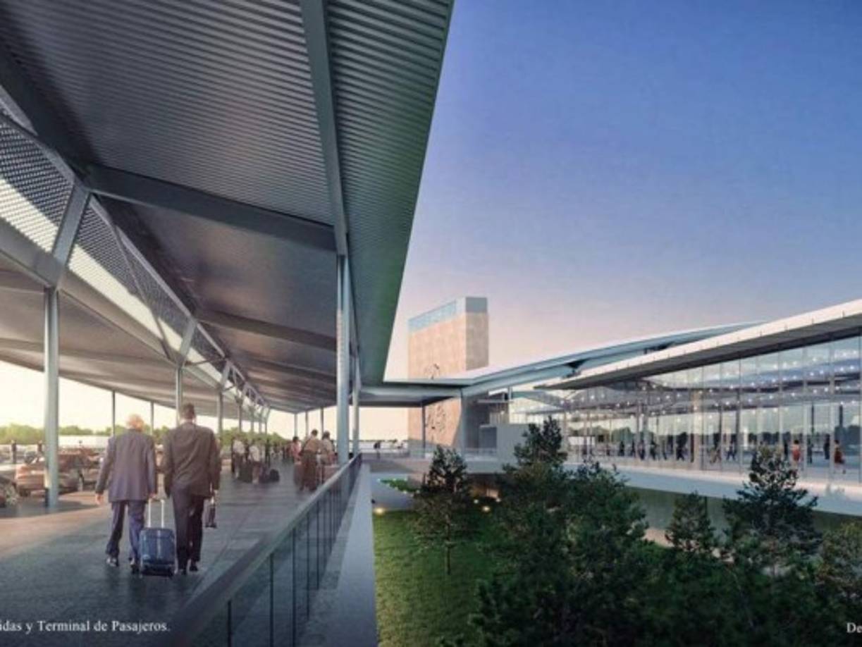 El mandatario dijo que este aeropuerto conviene a todos los hondureños, pues 'favorece a productores' y representa importantes oportunidades de crecimiento en la región.