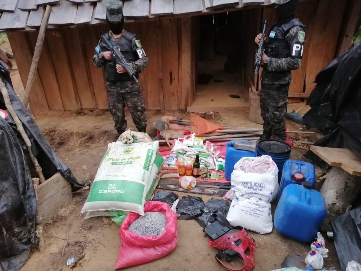 Las plantas para procesar droga fue desmantelada por las Fuerzas Armadas de Honduras a través de la Policía Militar.