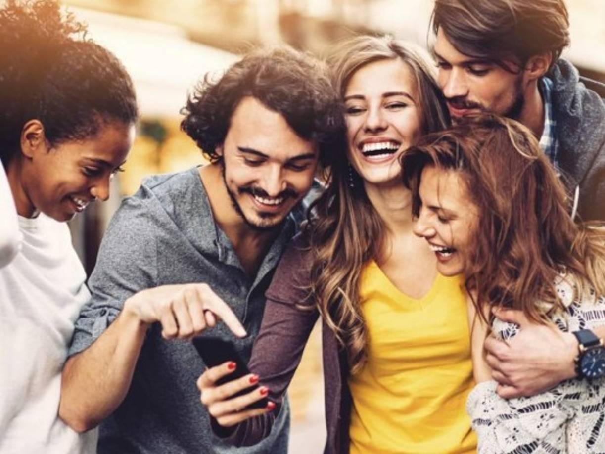 <br/>Número 2, 11, 12 o 19<br/><br/>Si eres una persona sociable y es común que ayudes a tus amigos o compañeros, estas posiciones son las más acordes con tu estado emocional.