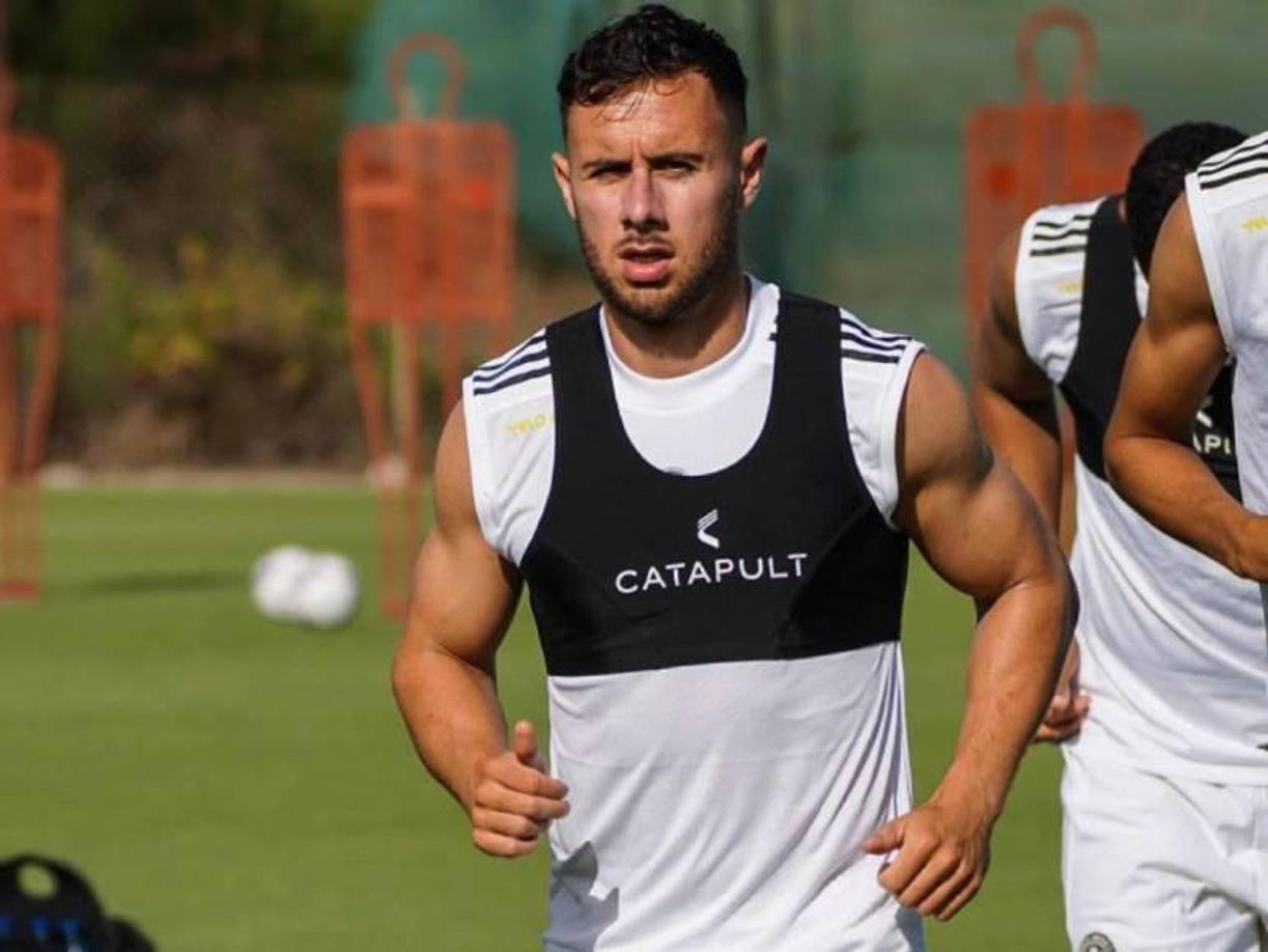 La familia recordó al futbolista como “el padre, el prometido, el hijo, el hermano, el tío, el amigo, el compañero de equipo y la persona más especial”.