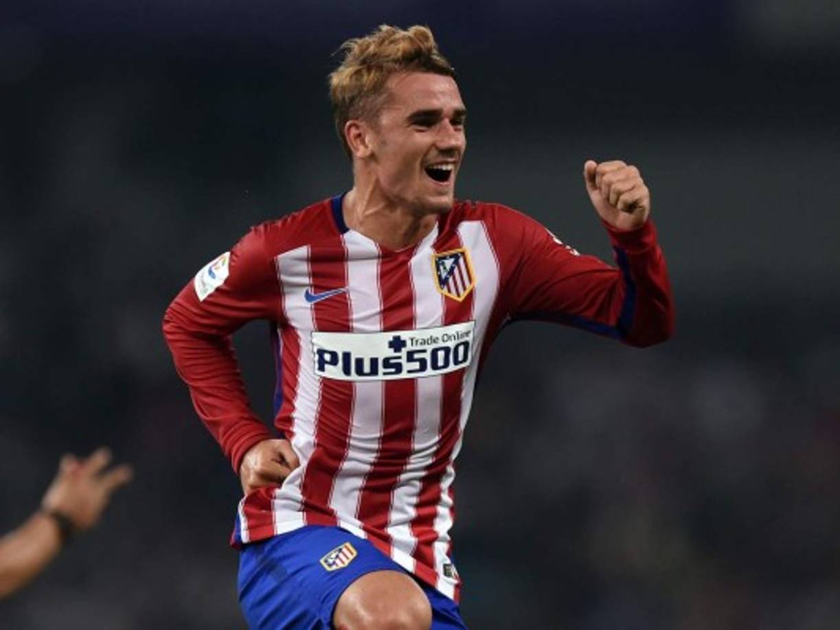 Antoine Griezmann tiene la oportunidad de hacer algo importante tanto a nivel individual como colectivo en año del Mundial (2018). Es cierto que no podrá optar a ganar la Champions League con su club, pero una buena campaña en la Liga Española y la posibilidad de liderar a Francia hasta el título Mundial le llevarían a estar en lo más alto del cielo futbolístico. Ya se quedó a las puertas con la pasada Eurocopa y ahora, en Rusia, tendrá una oportunidad de oro. Tras un complejo inicio de temporada, el rojiblanco ha vuelto a golear, a liderar el ataque de los suyos y ser un futbolista determinante.