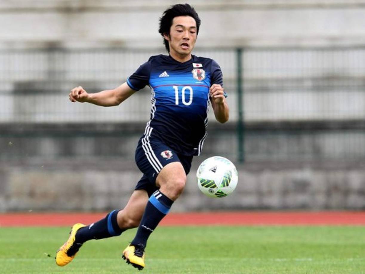 Shoya Nakajim: El japonés juega en el Portimonense, en la primera división portuguesa, y que esta temporada lleva 9 goles y 8 asistencias. Por sus buenas actuaciones, le siguen varios clubes alemanes: Borussia Dortmund, Wolfsburgo, Stuttgart y Eintracht de Frankfurt.