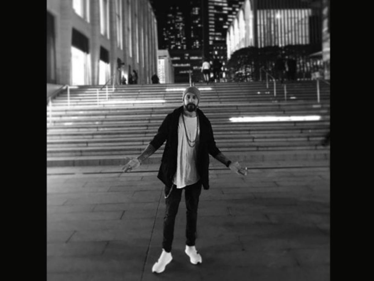 Tiene 39 años de edad.