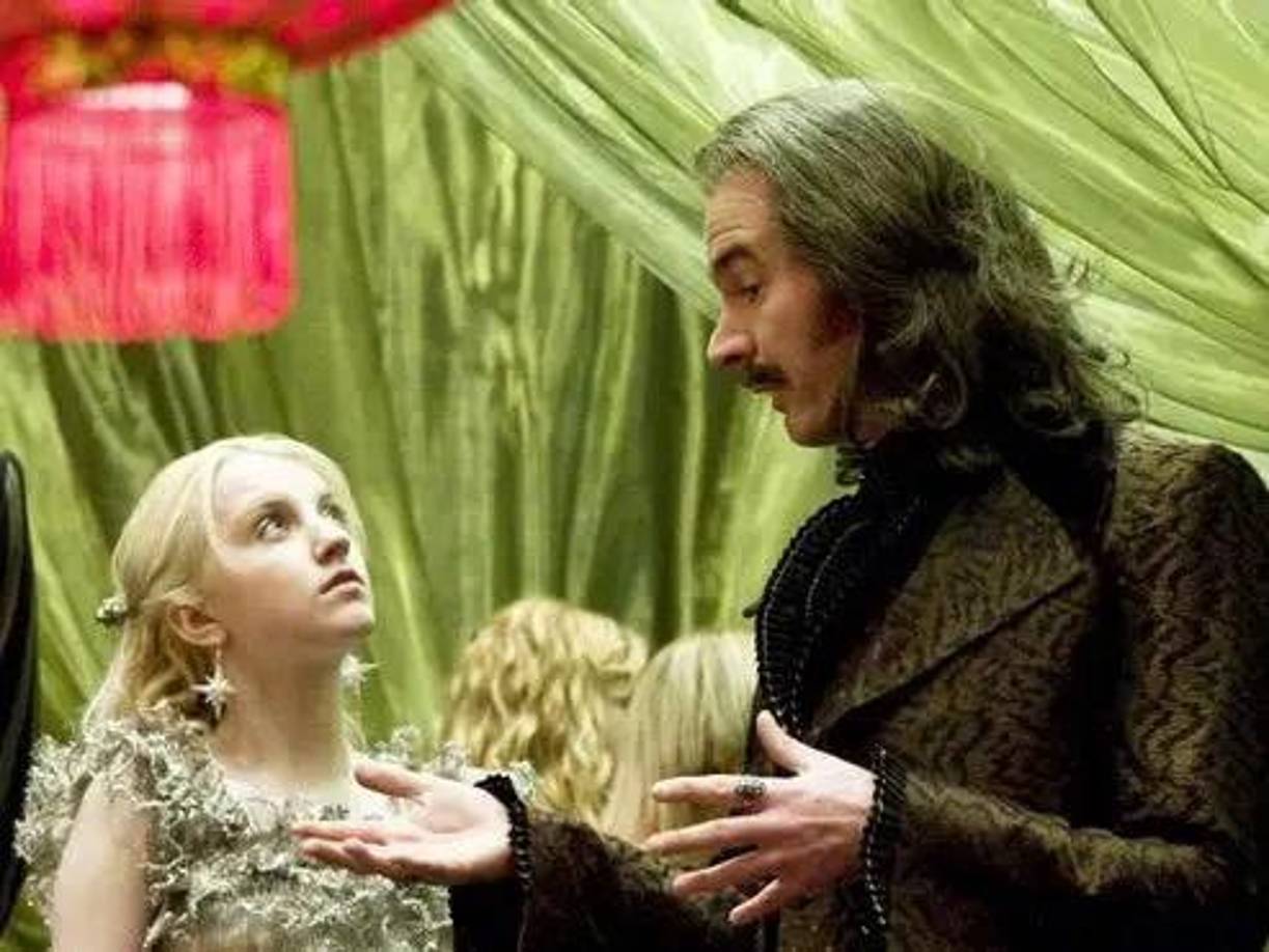 Paul Ritter interpretó a Eldred Worple en “El príncipe mestizo”, un escritor mago que se ofreció a escribirle la biografía de Harry. La muerte del actor fue anunciada en abril de 2021, cuando su familia compartió un comunicado confirmando que había fallecido a los 54 años a causa de un tumor cerebral.