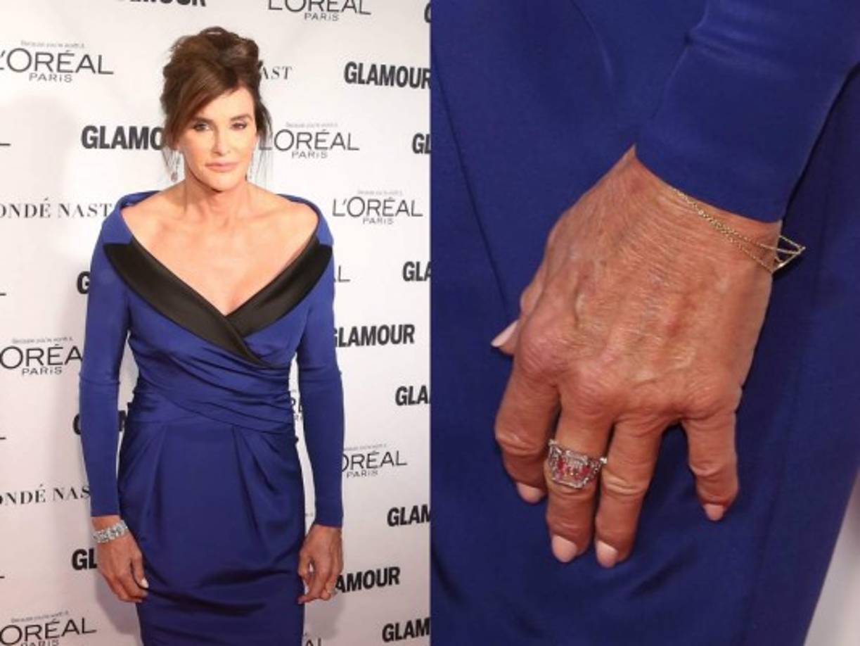Caitlyn lució con accesorios bien sencillos en los que destacaba sus uñas color 'nude'.