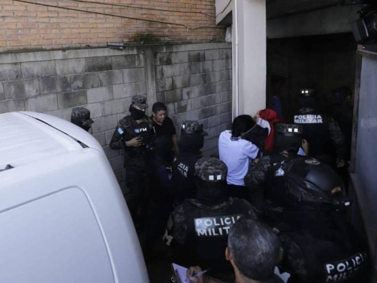 Además, se fijó la audiencia inicial para el jueves 4 de julio a las 10:00 am. 