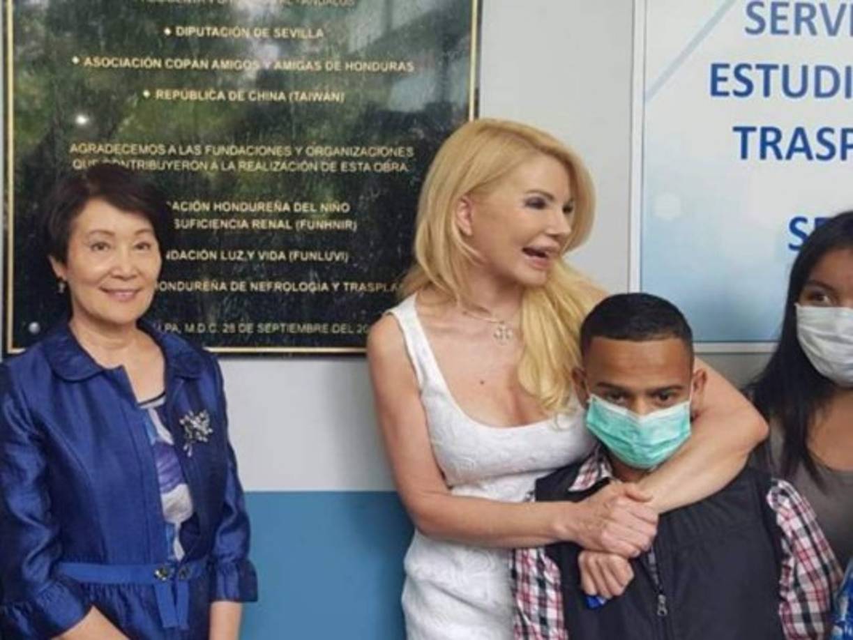 Así lucía Aguas Ocaña cuando era diplomática de España en Honduras.