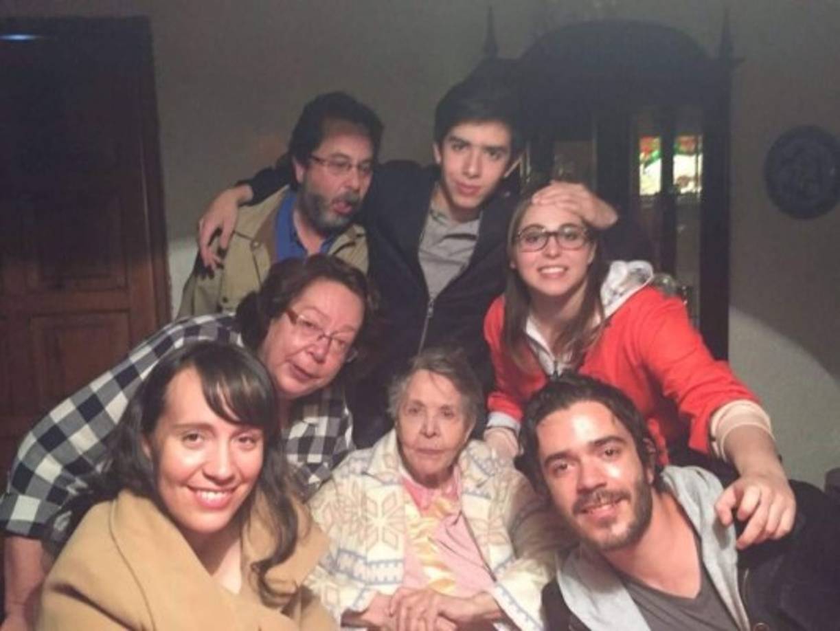 Su nieta dedico unas sentidas palabras a Rubio a través de sus redes sociales: 'Mi abuela, mi idolo, mi ejemplo a seguir ahora esta descansando con mi papá. Dos guardianes nos cuidan desde donde estén' escribió Fernanda Reyes Pedret junto a una foto de la actriz rodeada de su familia.<br/>