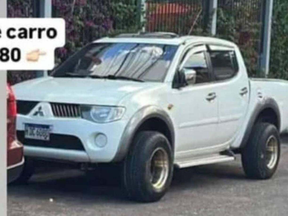 Este es el carro que los jóvenes estaban utilizando para hacer la mudanza.