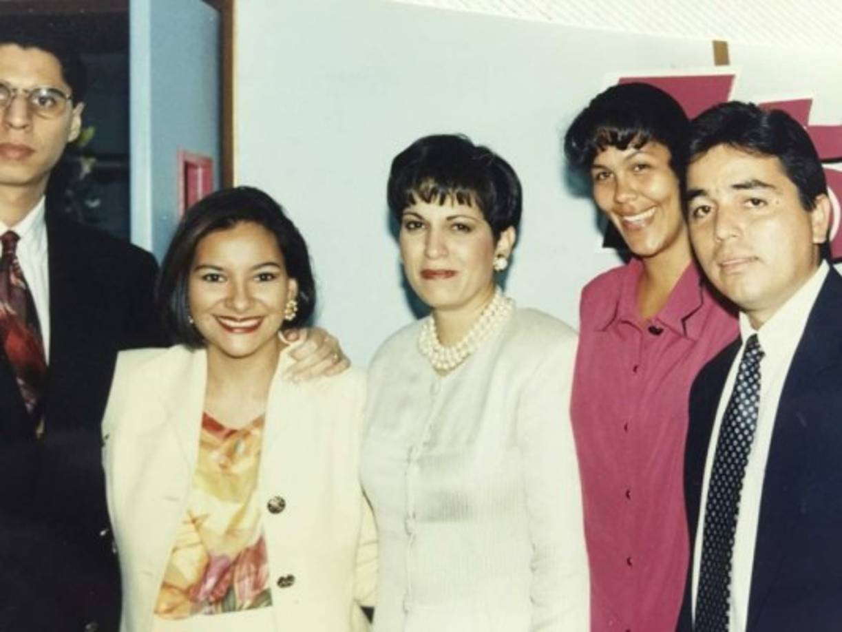 A lo largo de su carrera recibió varios premios, entre ellos de Unicef por un reportaje que realizó en la Montaña de la Flor, el de Acan-Efe TV por la producción “La Esperanza de la desesperanza” sobre una familia afectada por el huracán Mitch.