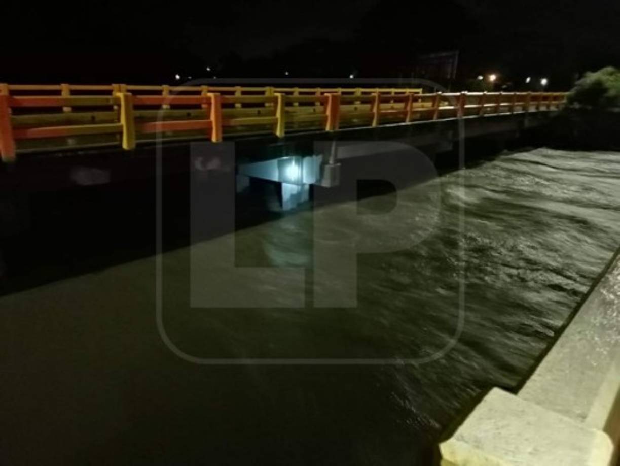 Puente Chetepe en la carretera que conduce de La Lima a San Pedro Sula.