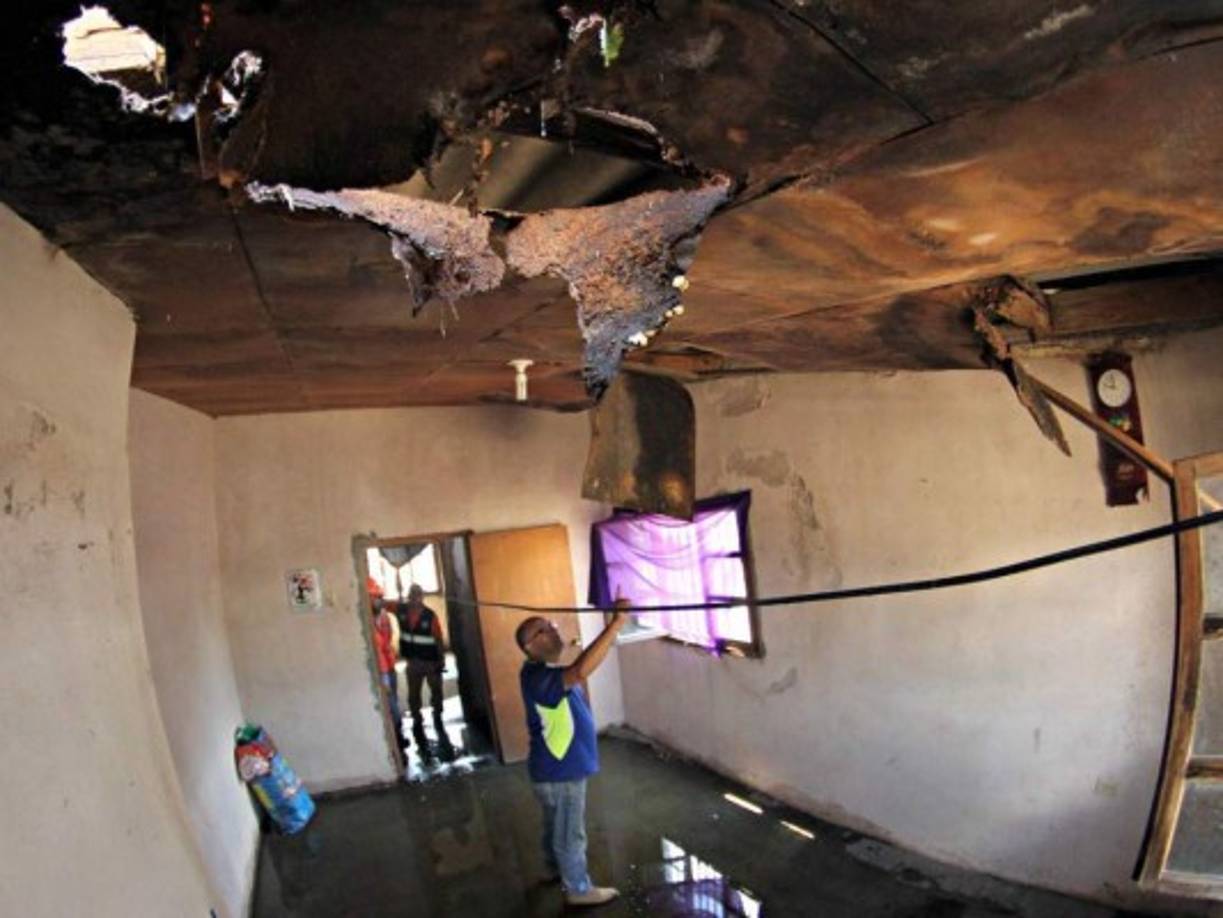 Es el caso de Tegucigalpa donde un promedio de 90 minutos hizo estragos en dos sectores de la capital.