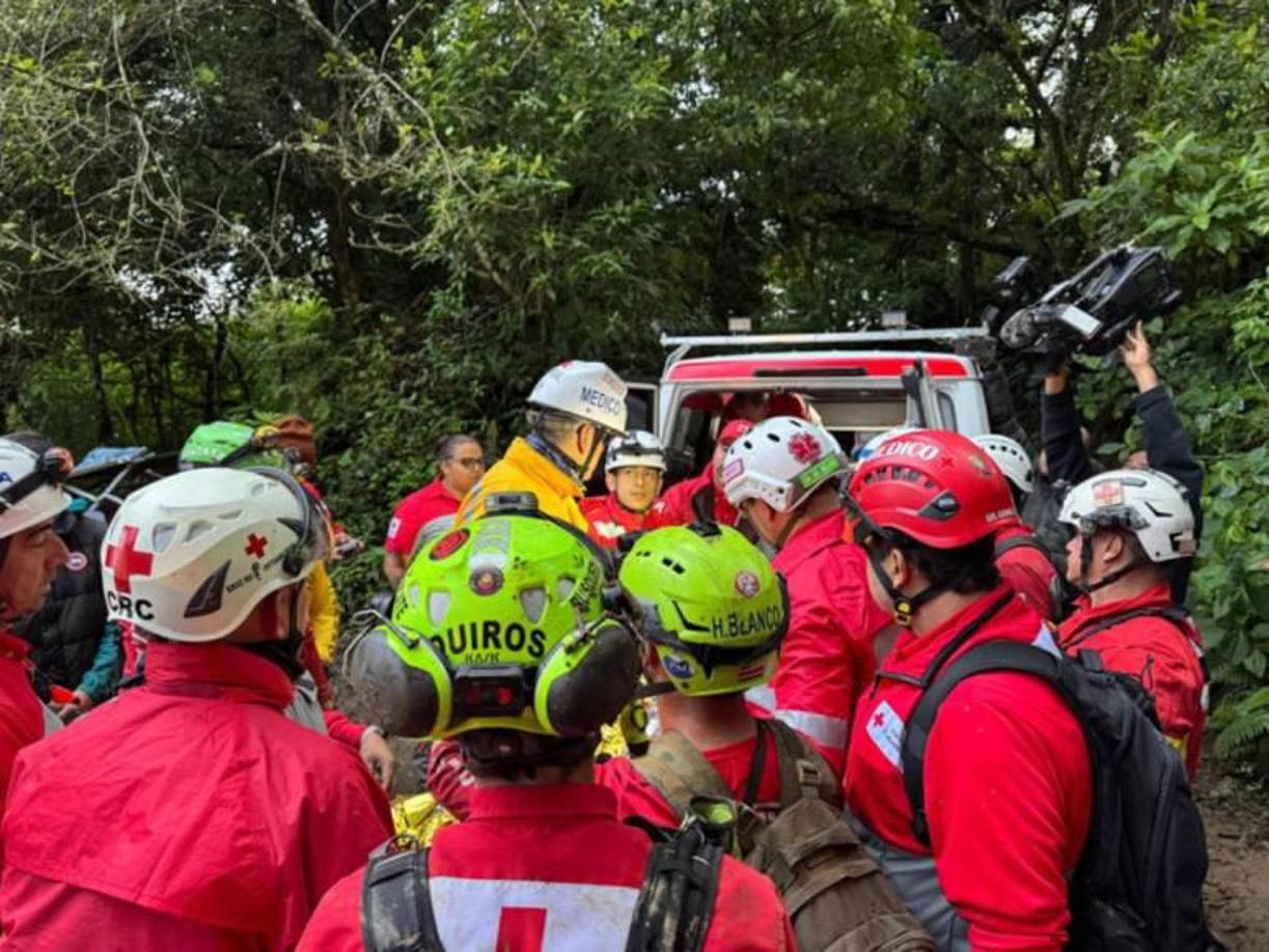 La avioneta perdió comunicación y desapareció del radar a eso de las 12.30 hora local (18.30 GMT) por causas aun no determinadas.