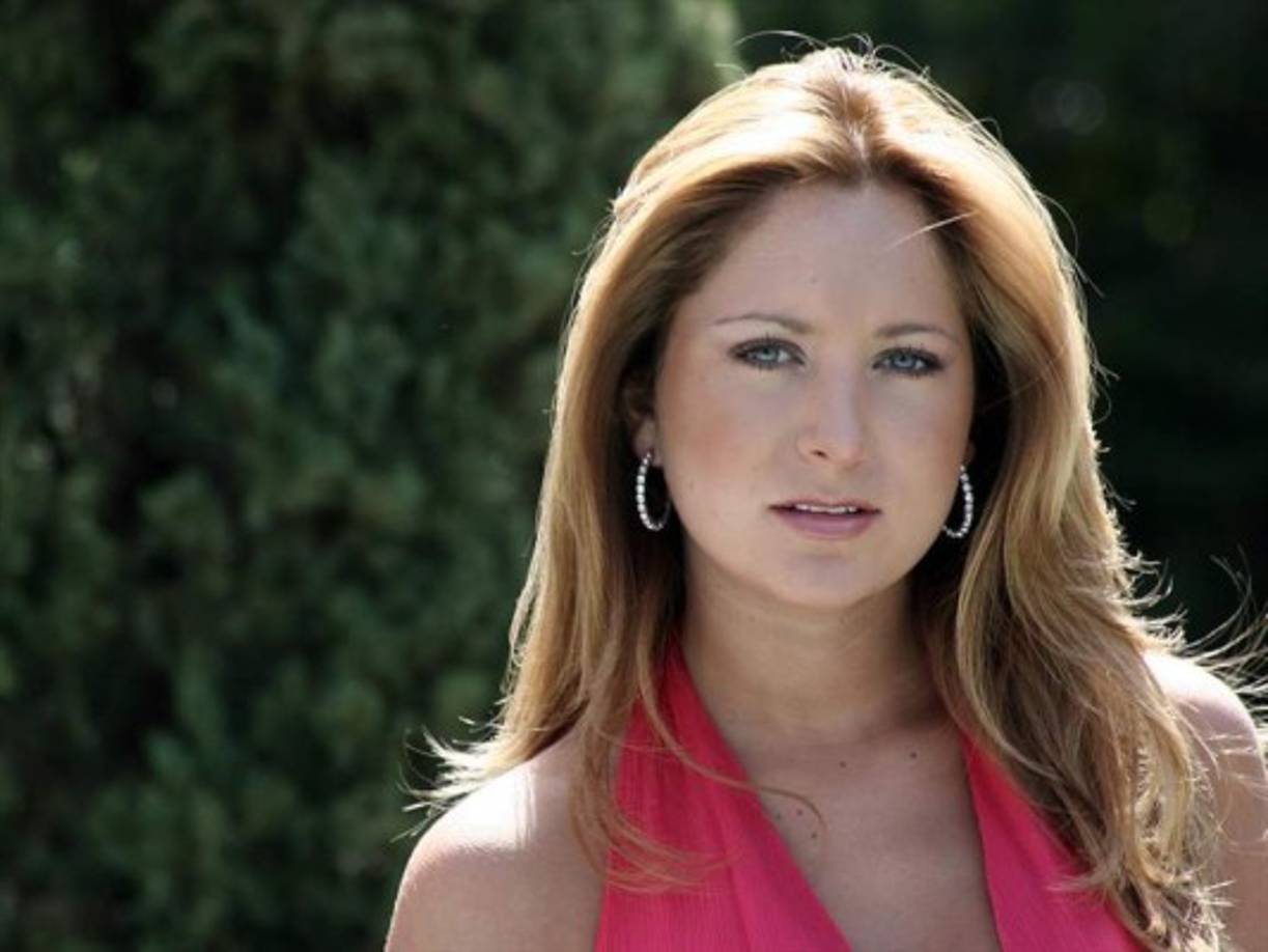 Con respecto a la cirugía de nariz la antagonista de la telenovela 'Amar sin ley' dijo que con háberse practicado esta operación no le hizo daño a nadie, así que no tienen por qué criticarla.