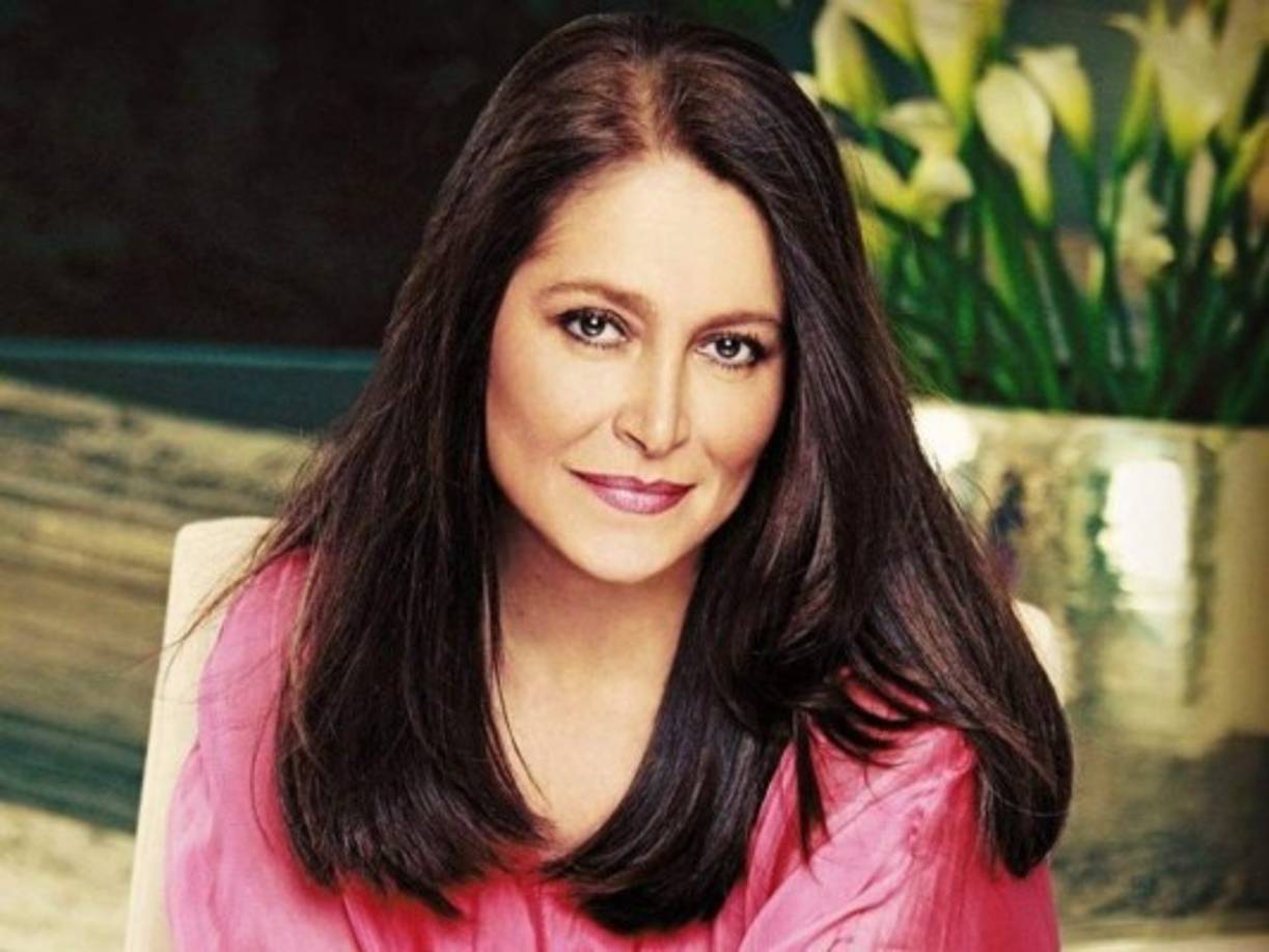 Daniela Romo recordó al comediante en su cuenta de Instagram con un mensaje y una foto en la que aparecen juntos en el programa Hoy con Daniela que conducía la actriz y cantante.<br/>“Manuel 'El Loco' Valdés... descansa en paz, maestro. Instantes como estos que les comparto, son los que permanecen por siempre... Aquí en 'Hoy con Daniela'... él siempre con su buen humor y amena plática”, escribió.