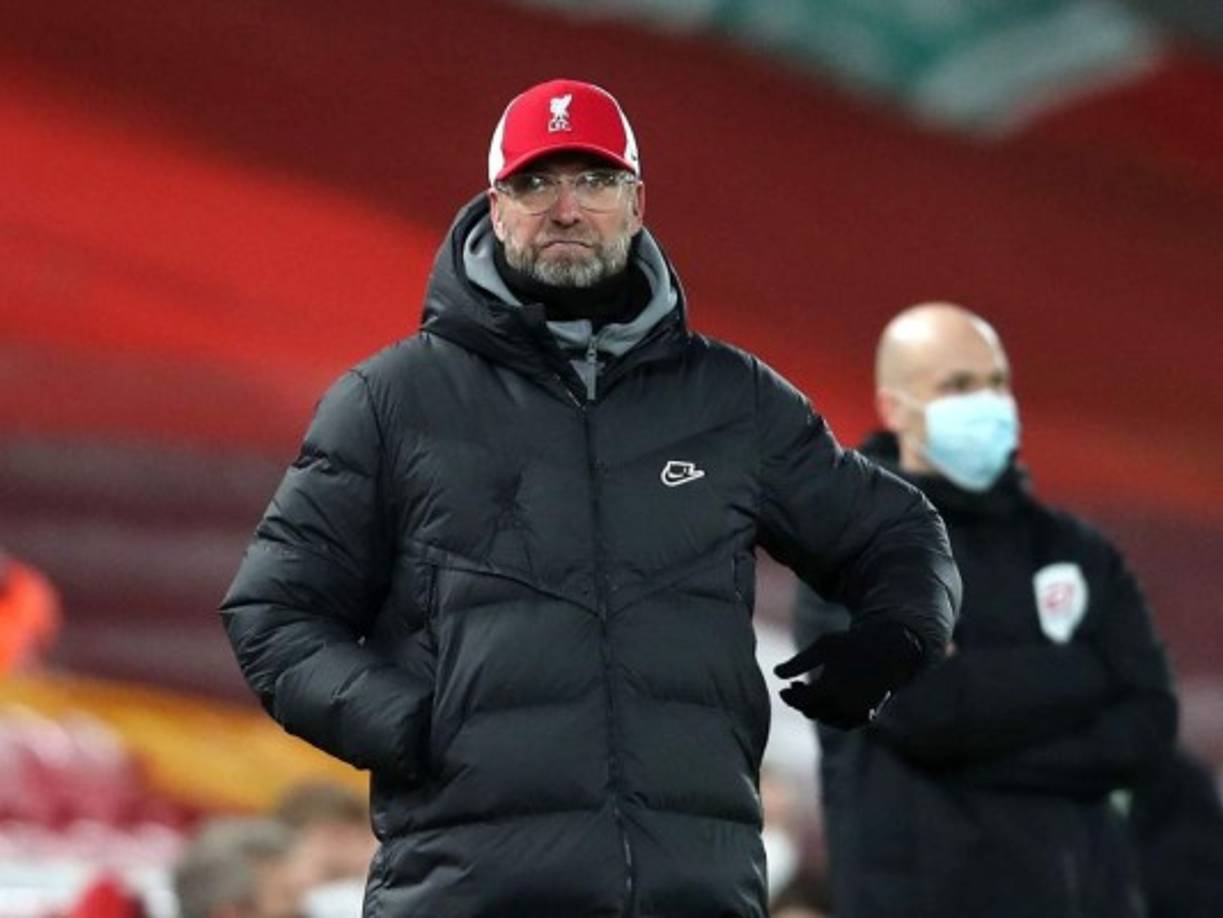El diario Mirror publica que Jürgen Klopp tiene tres nombres en su lista de fichajes para la próxima temporada. Estos jugadores son Nicolo Barella, del Inter de Milán, David Alaba, del Bayern Múnich, y Jamal Musiala, del Bayern Múnich.