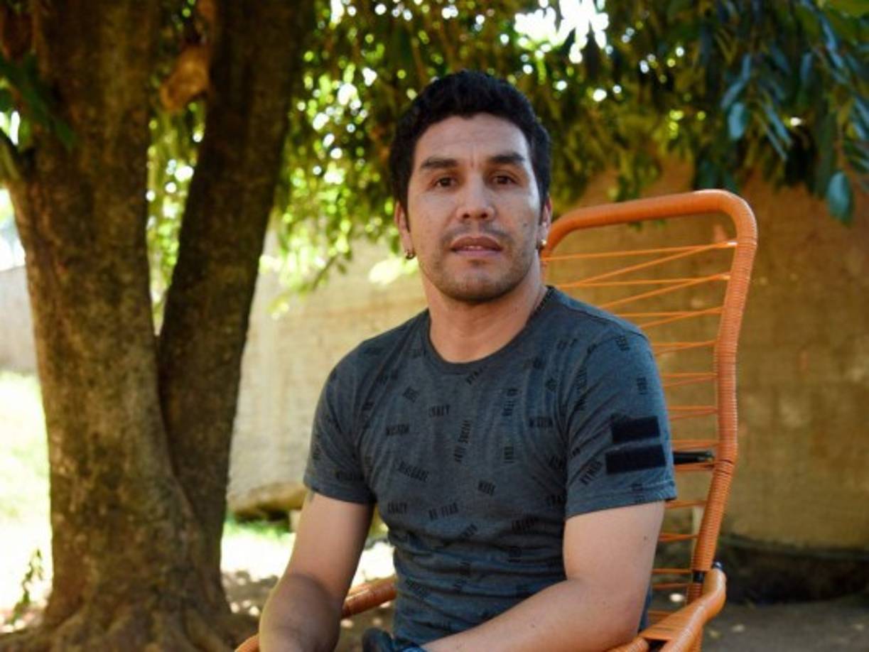 “Estaba siendo ayudante técnico de un equipo hace poco y ahora estoy feliz y contento de compartir con mis padres con los negocios que tengo. Tenemos jugadores que ayudamos a unas cosas, pero no me siento como empresario”, expresó Cabañas.