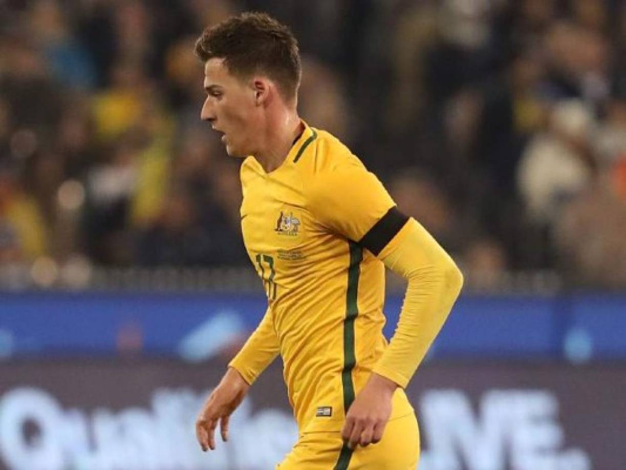 Ajdin Hrustic: Mediocampista y pieza clave en el centro del campo de Australia, su equipo es FC Groningen en la Eredivisie de Holanda.