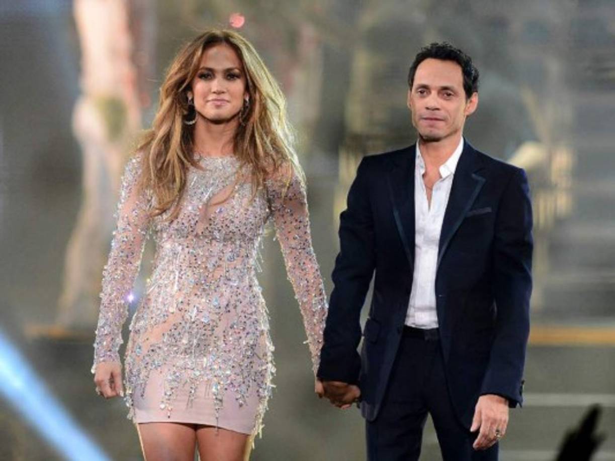 Jennifer López y Marc Anthony, quienes fueron pareja por varios años, se convirtieron en padres de una niña y un niño en febrero de 2008.