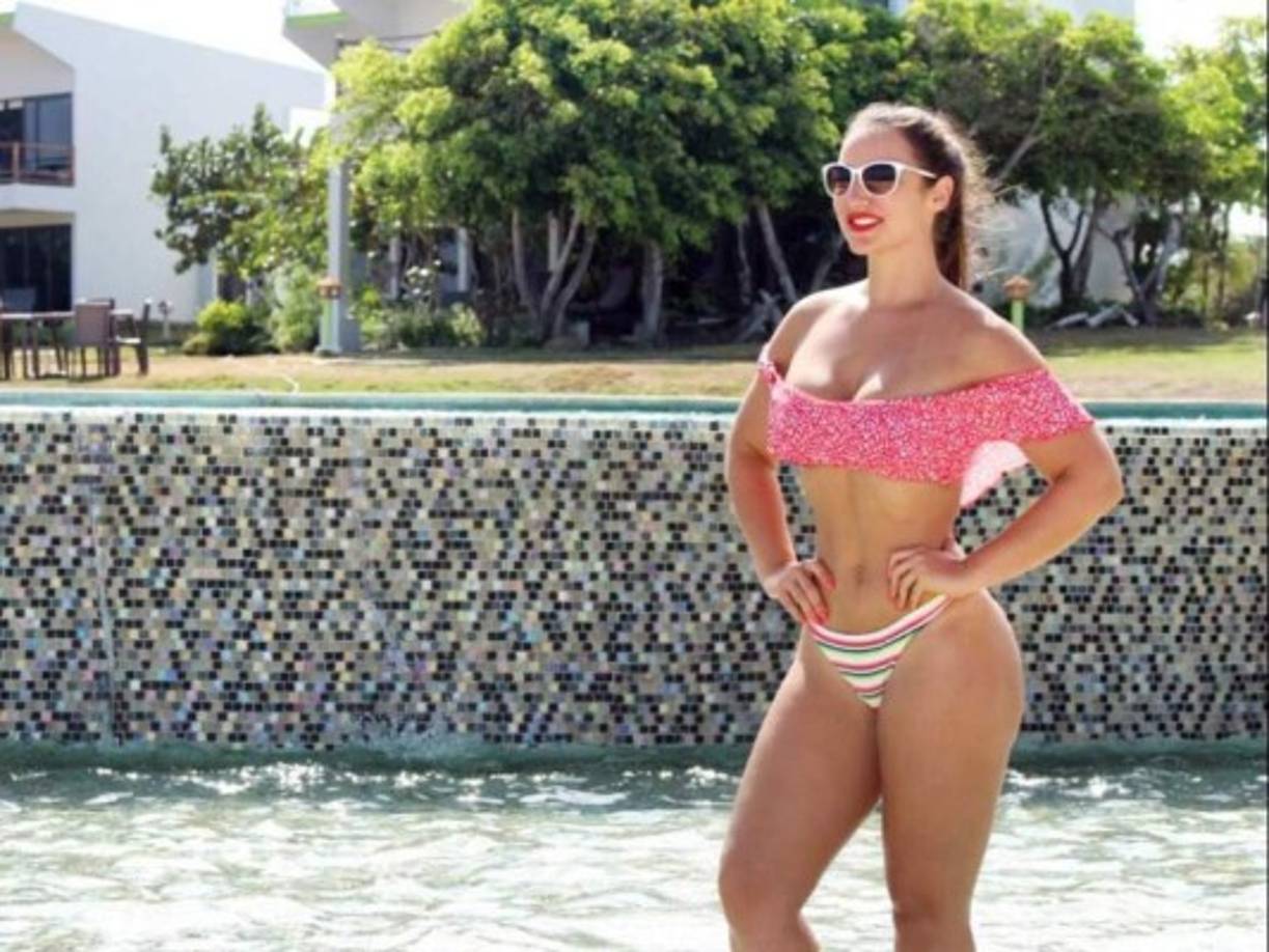 Por su trabajado cuerpo es una de las féminas más deseadas de la farándula panameña.