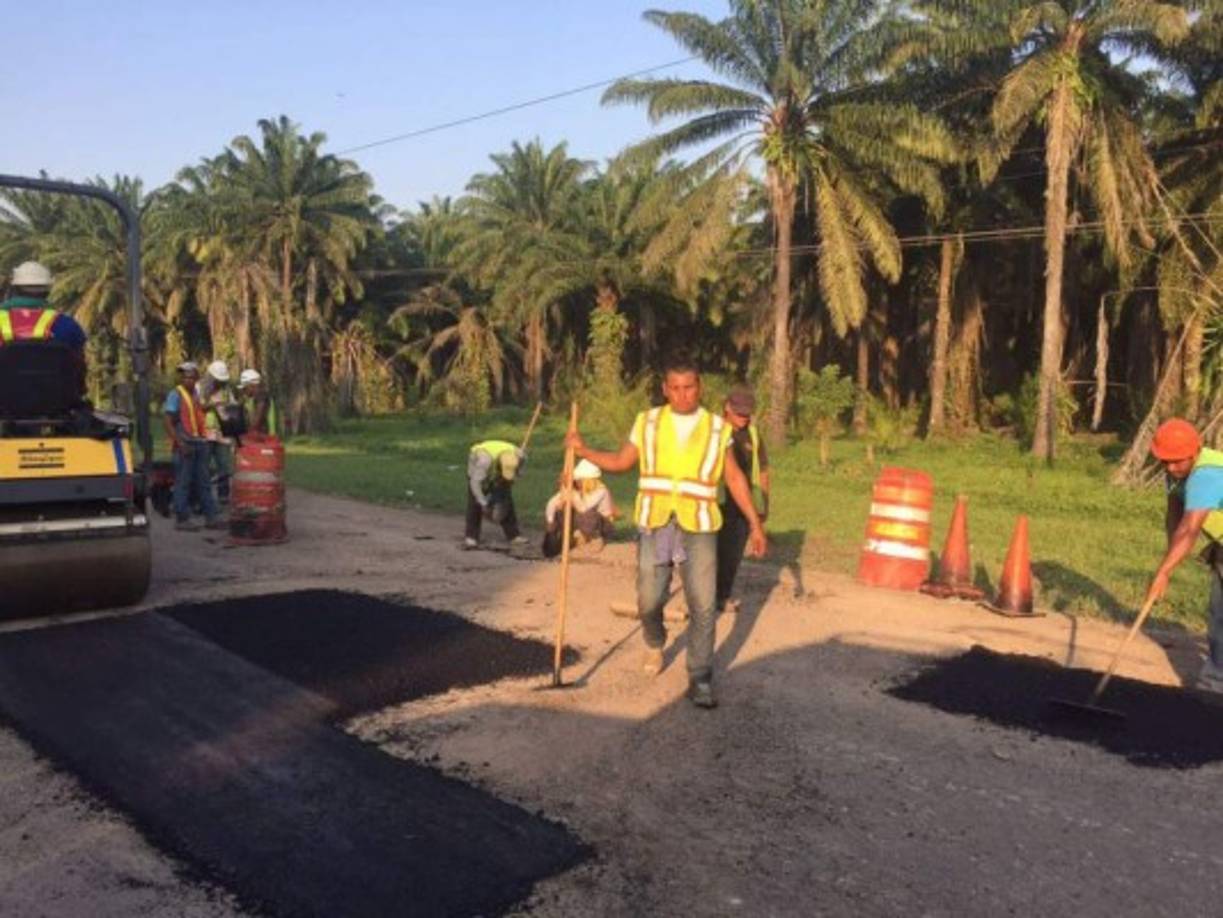 Las carreteras estarán aptas para que los más de tres millones de veraneantes que viajarán durante el feriado de Semana Santa puedan desplazarse con seguridad y tranquilidad, prometen autoridades de las zonas del país a las que más turistas llegan en estas fechas.
