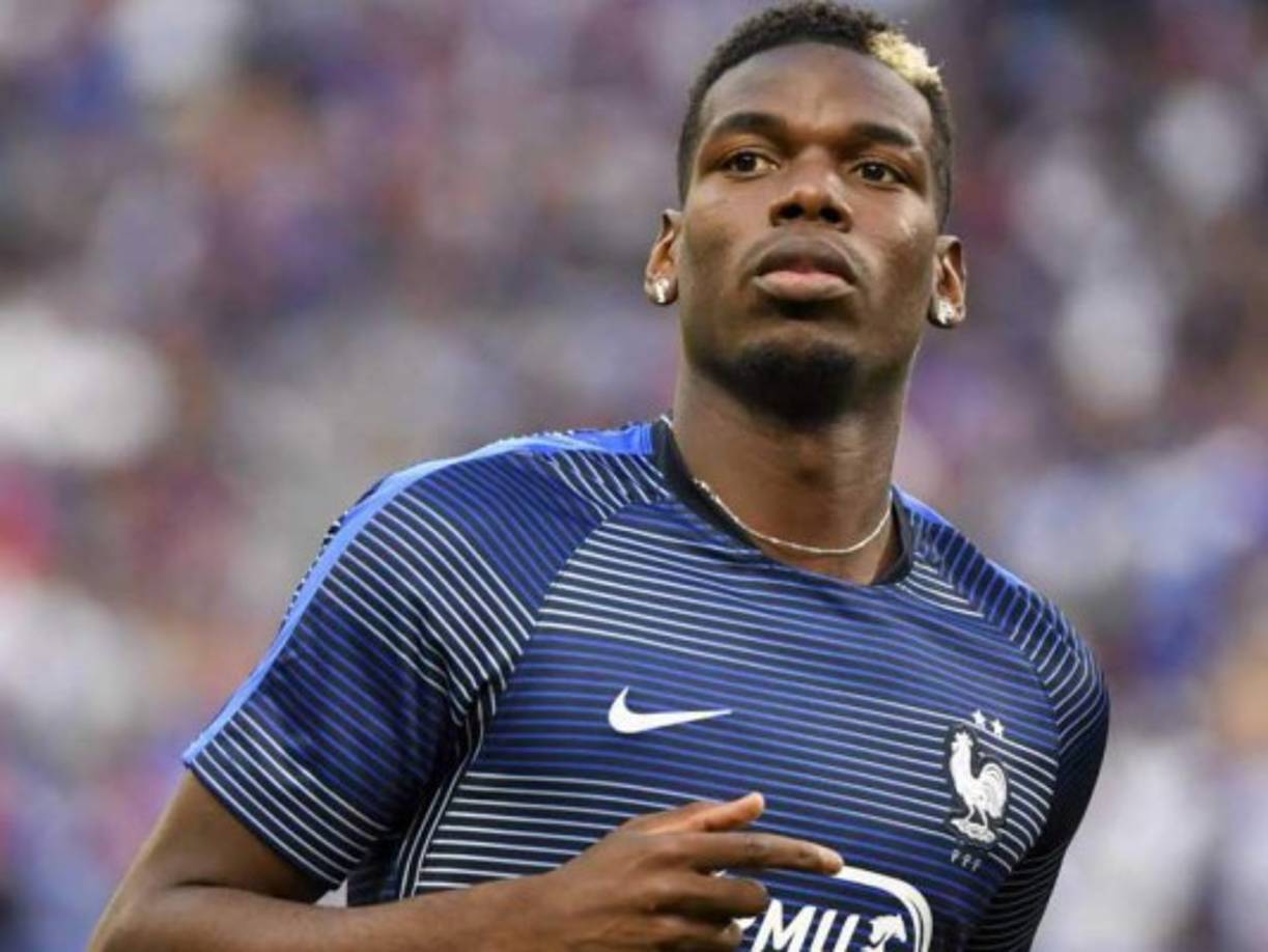 Paul Pogba: Según el diario británico The Times, la Juventus se estaría planteando la posibilidad de ofrecer un ofertón al Manchester United de 133 millones de euros (alrededor de 120 millones de libras) por el centrocampista francés.