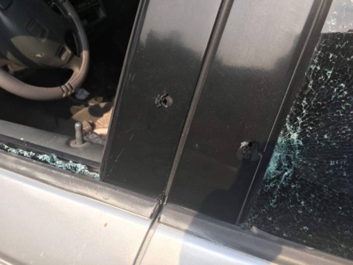 La maestra Miriam Leticia Argueta resultó con una herida bala.