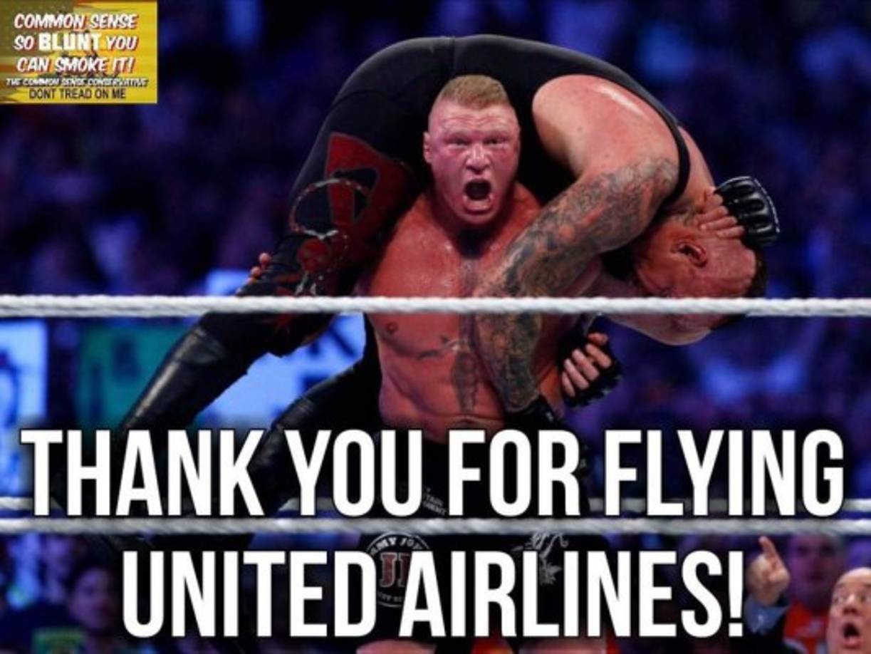 'Gracias por volar con United', fue uno de los lemas más utilizados en los memes sobre el violento episodio.
