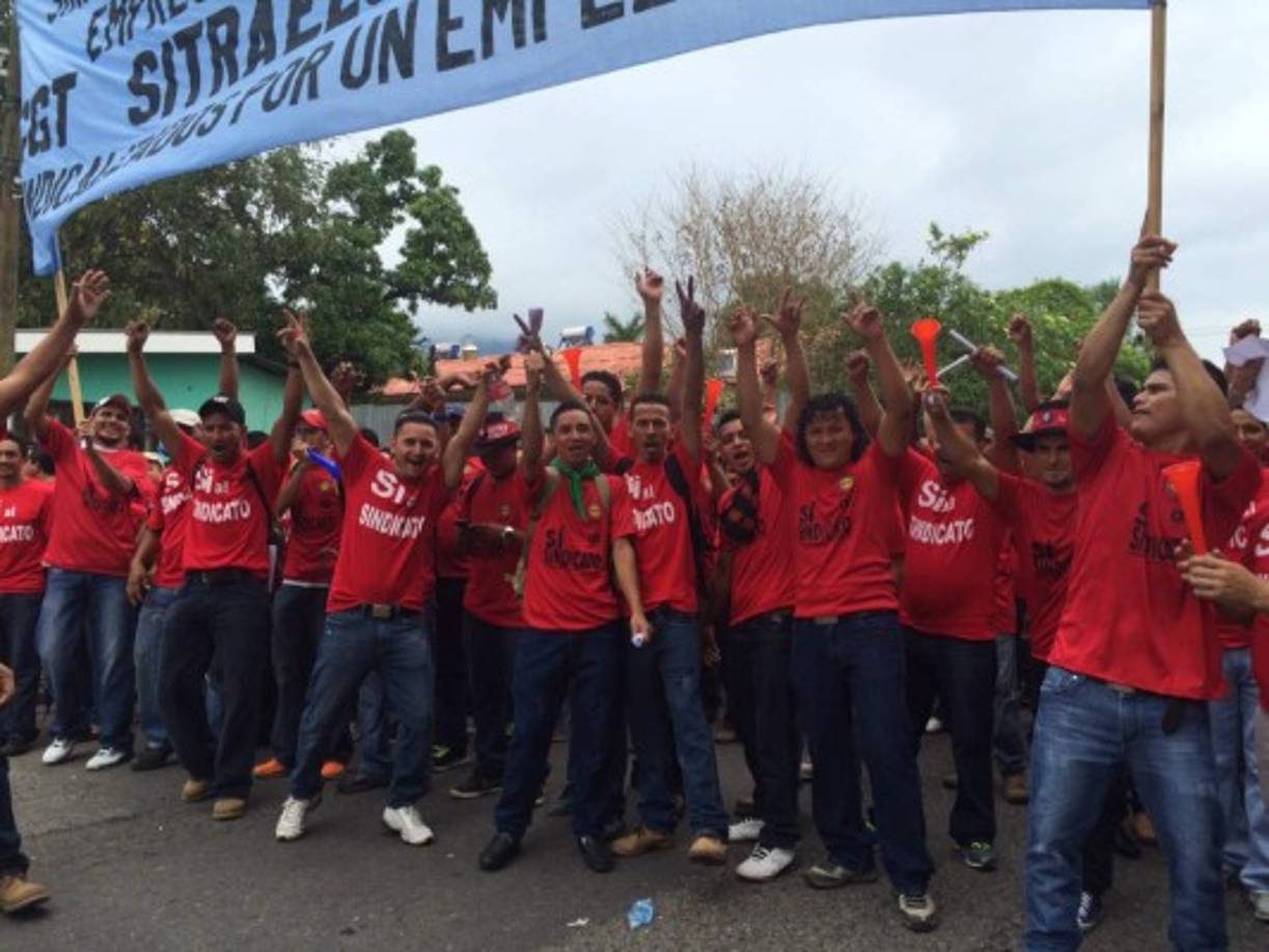 Marcha de los trabajadores en San Pedro Sula.