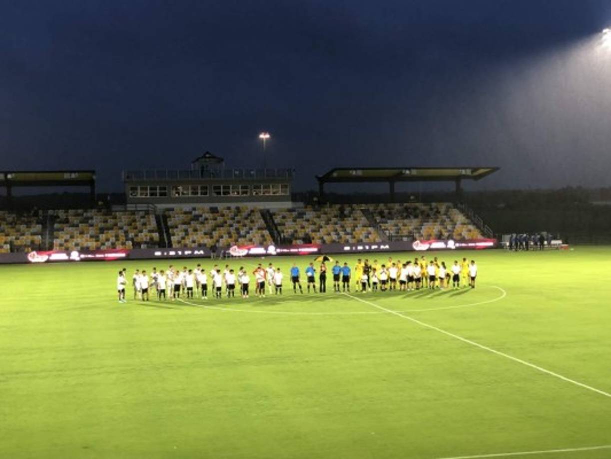 El Real España-Querétaro fue el primer partido de fútbol internacional que recibió el estadio Aveva de Houston. Un hecho histórico para este escenario.