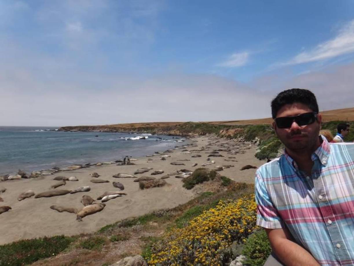 El <b>Hospital Emiro Quintero Cañizares</b>, donde el médico desempeñaba su labor, expresó su profundo pesar mediante un comunicado oficial. 