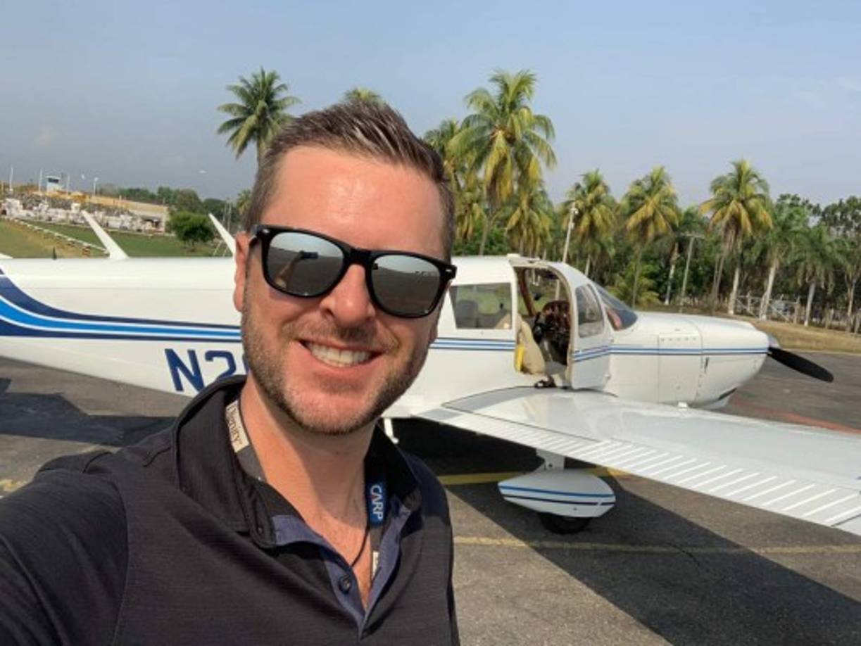 En la imagen el piloto de la aeronave, quien presuntamente tenía varios años radicando en Honduras.