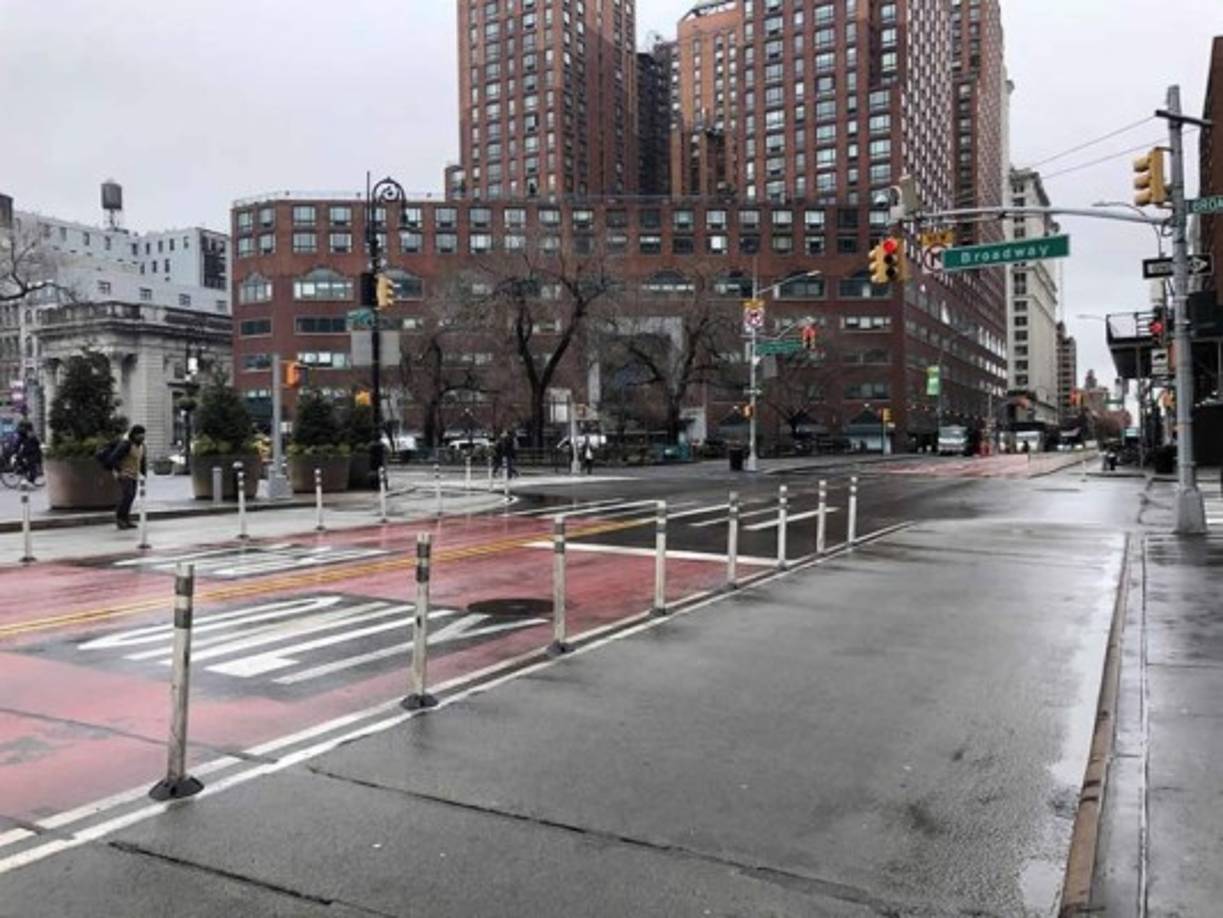 Fotografía de la céntrica plaza de Union Square, a la altura de la calle Broadway, este jueves en el centro de Manhattan, Nueva York (EE.UU).