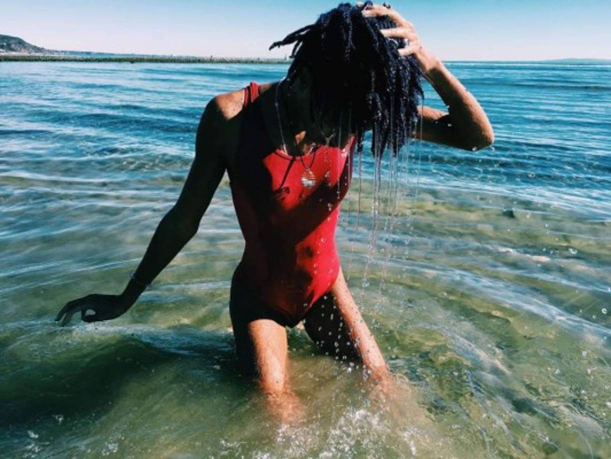 A través de redes sociales, la joven hija del actor Will Smith compartió que será la nueva embajadora de la firma a cargo de Karl Lagerfeld.